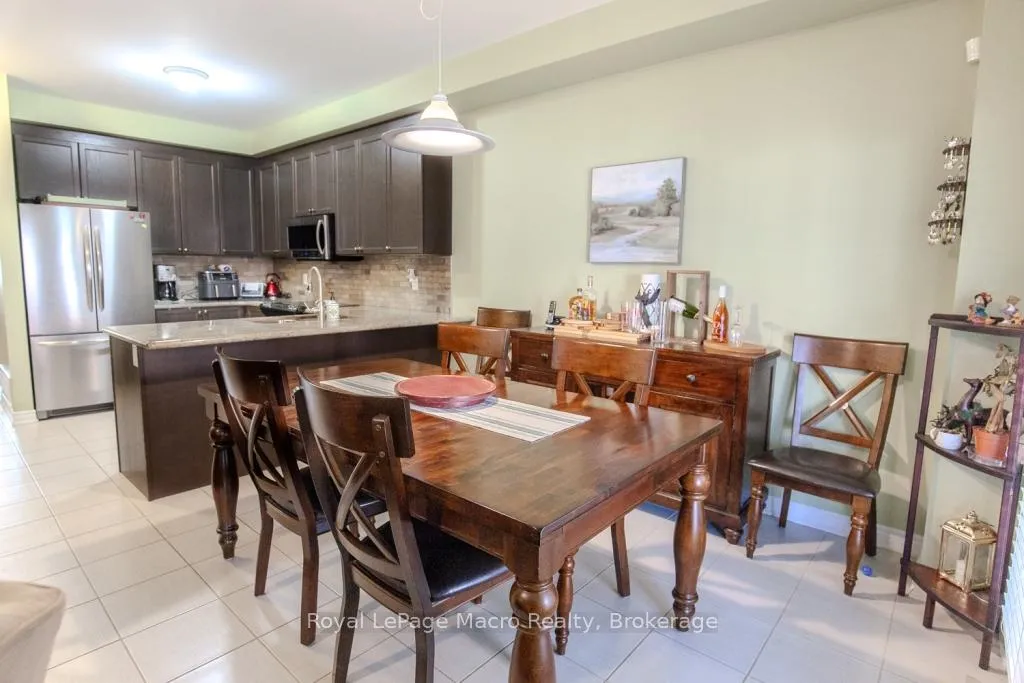 Photo 18 of 20 Springstead Avenue, Hamilton, Stoney Creek — HOMEH