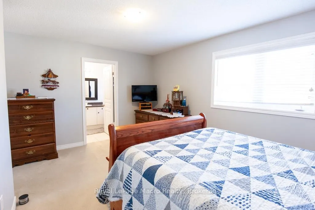 Photo 29 of 20 Springstead Avenue, Hamilton, Stoney Creek — HOMEH