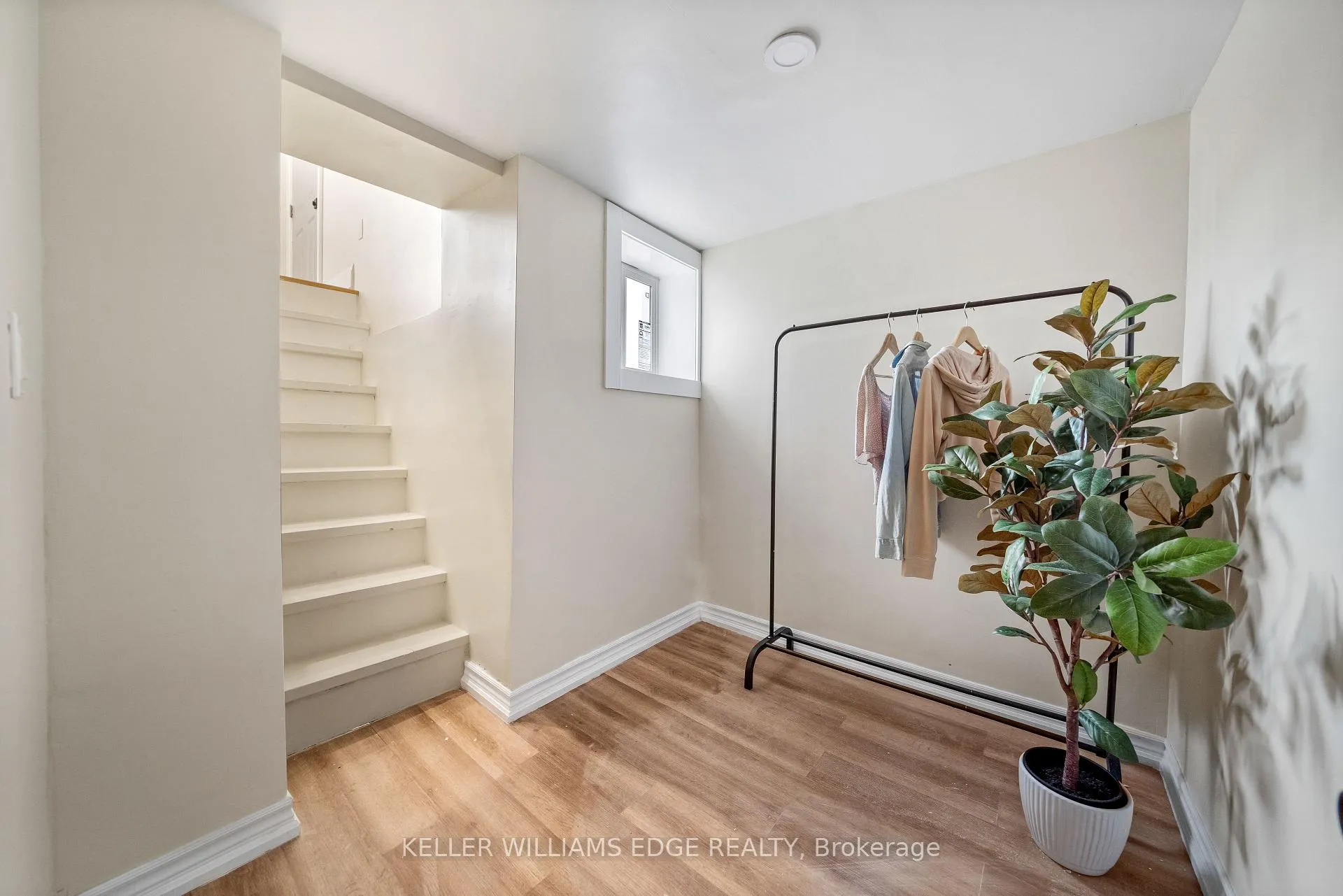 Photo 28 of 22 Windsor Street, Hamilton, Strathcona — HOMEH