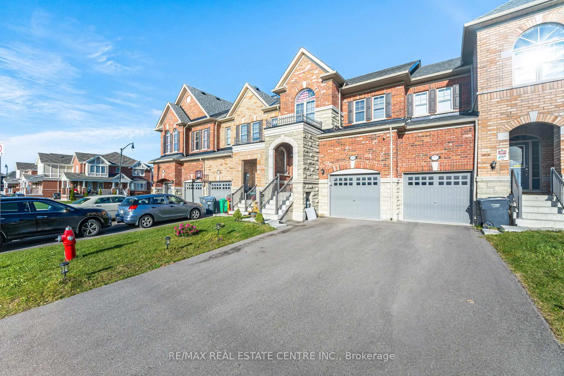 Photo 2 of 59 Benhurst Crescent, Brampton, Northwest Brampton — HOMEH