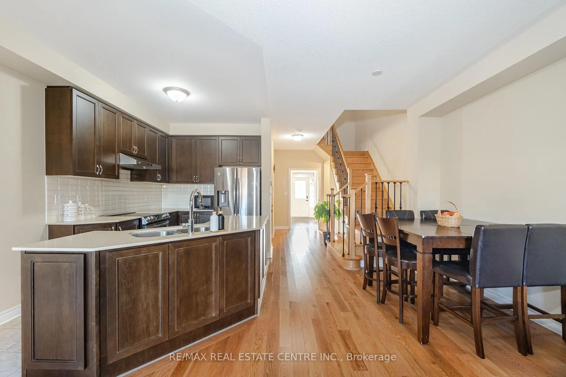 Photo 7 of 59 Benhurst Crescent, Brampton, Northwest Brampton — HOMEH