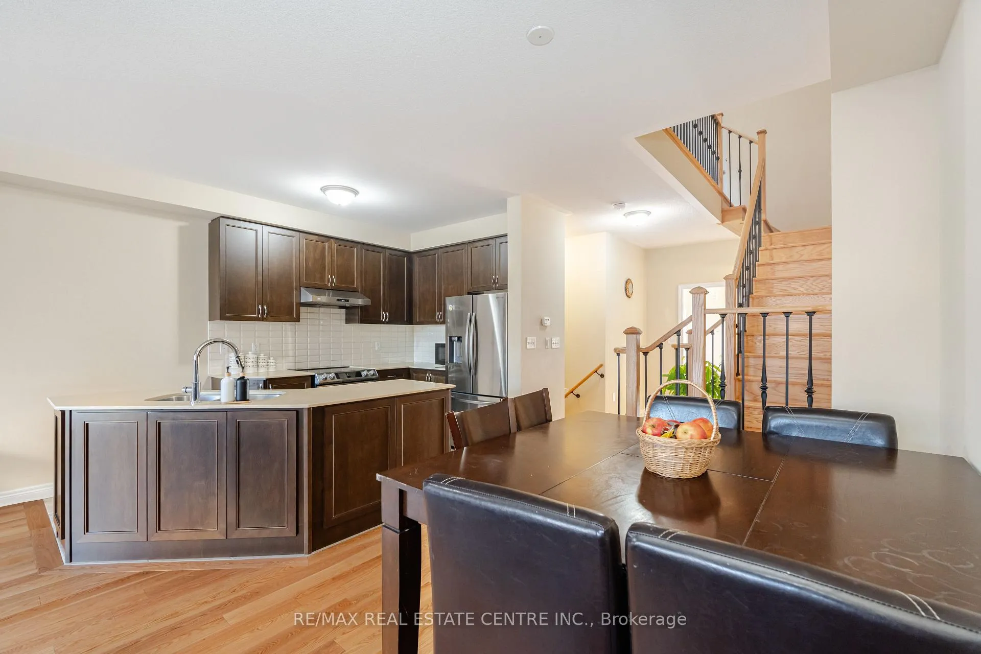 Photo 12 of 59 Benhurst Crescent, Brampton, Northwest Brampton — HOMEH