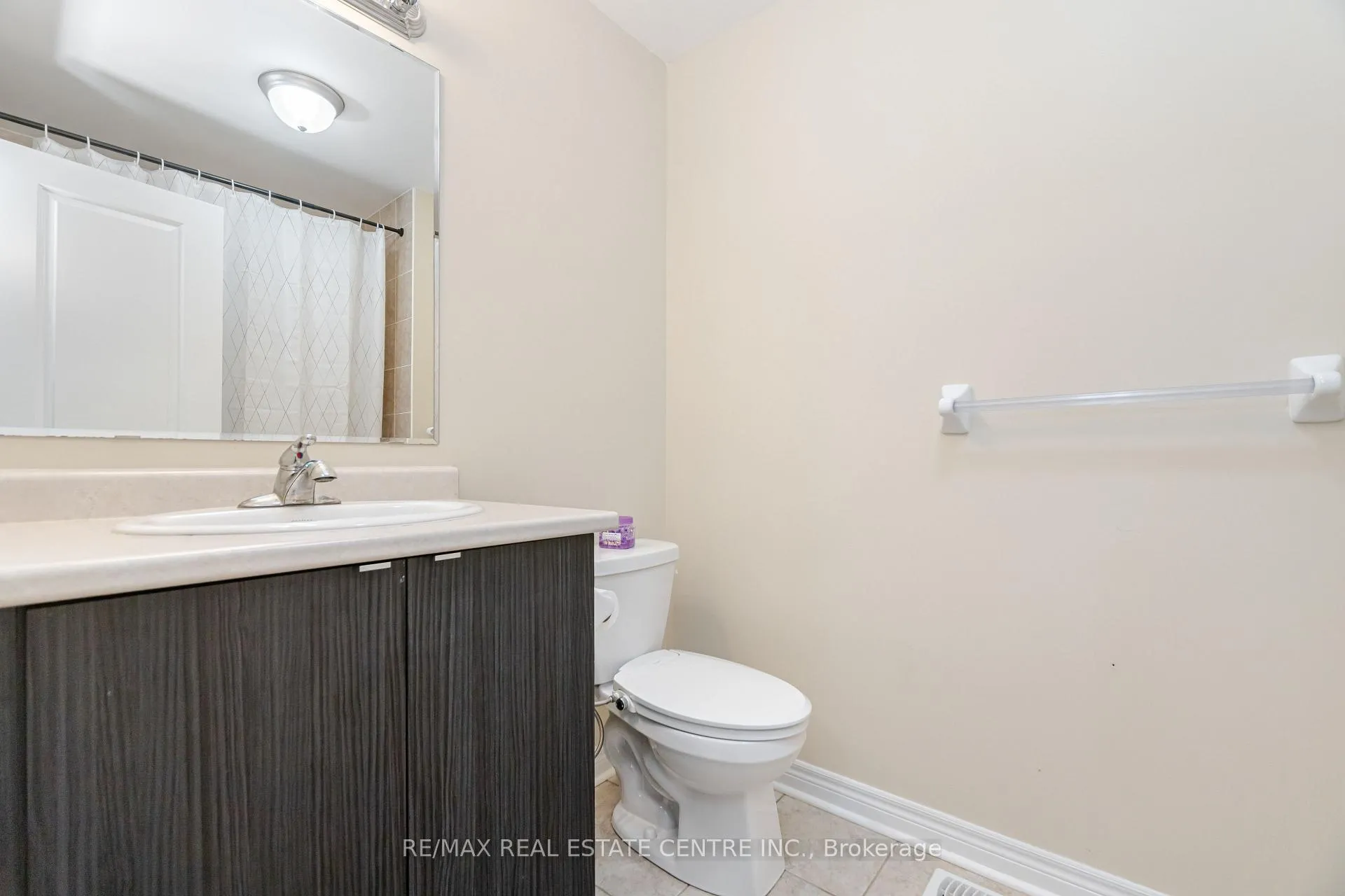 Photo 29 of 59 Benhurst Crescent, Brampton, Northwest Brampton — HOMEH