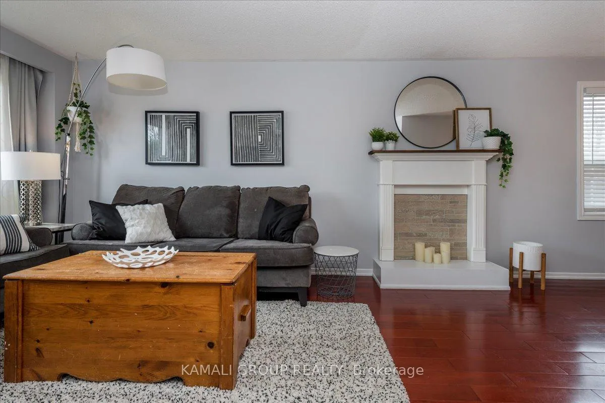 Photo 3 of Unit Main, 3 Cartwright Drive, Barrie, Cundles East — HOMEH