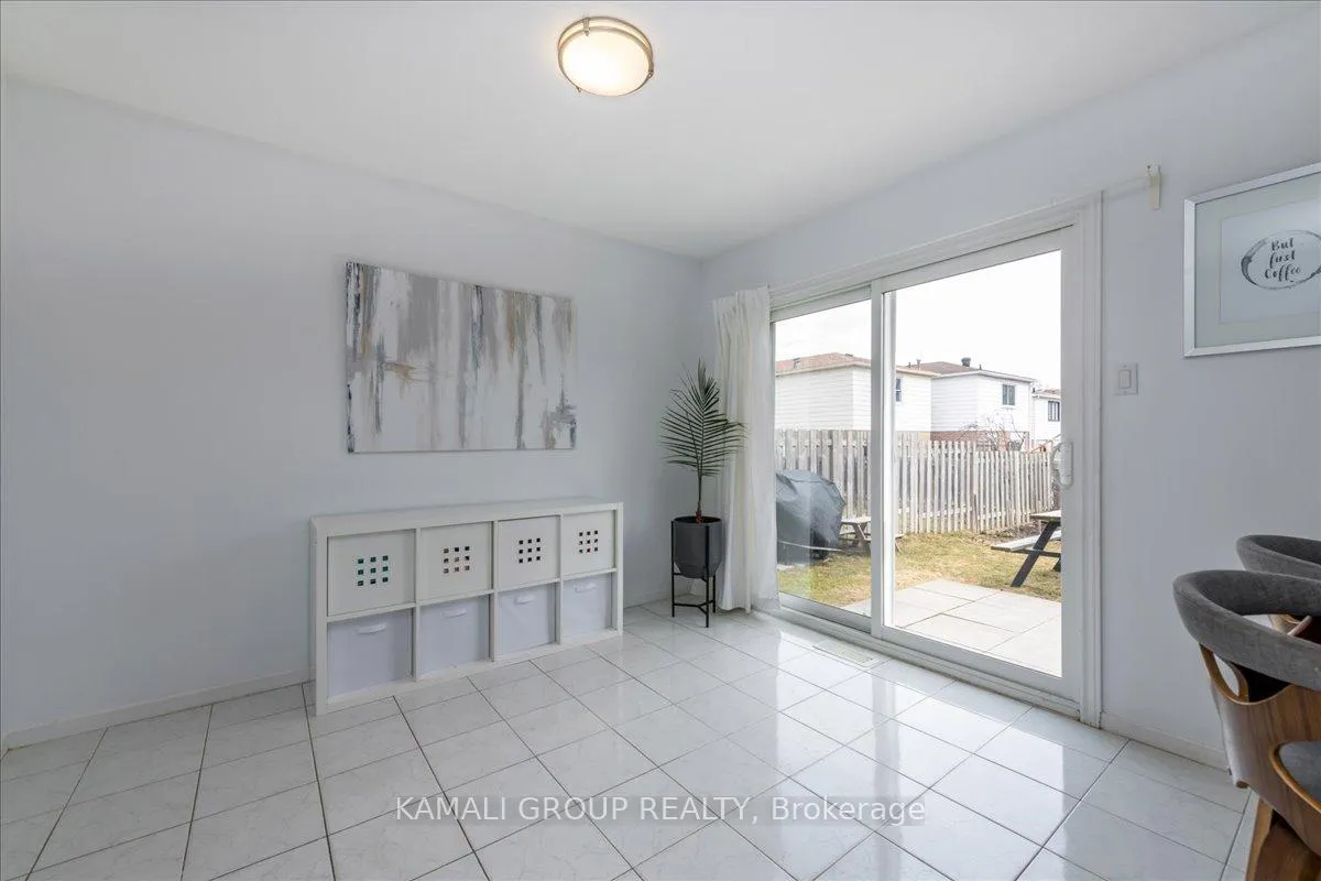 Photo 13 of Unit Main, 3 Cartwright Drive, Barrie, Cundles East — HOMEH