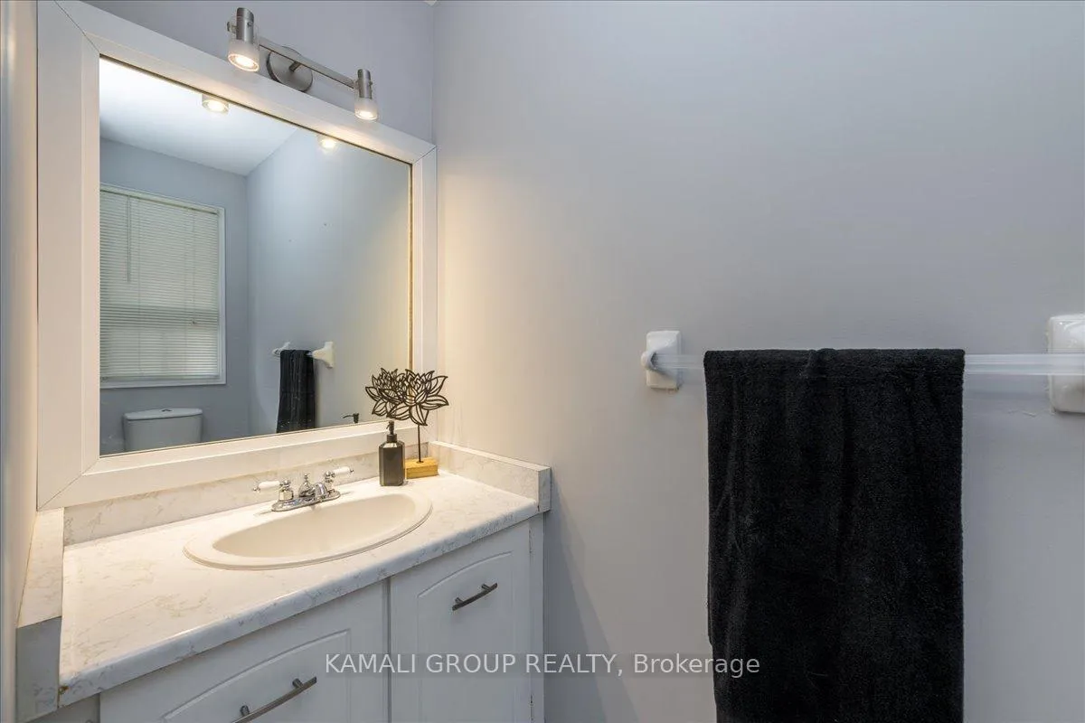 Photo 14 of Unit Main, 3 Cartwright Drive, Barrie, Cundles East — HOMEH