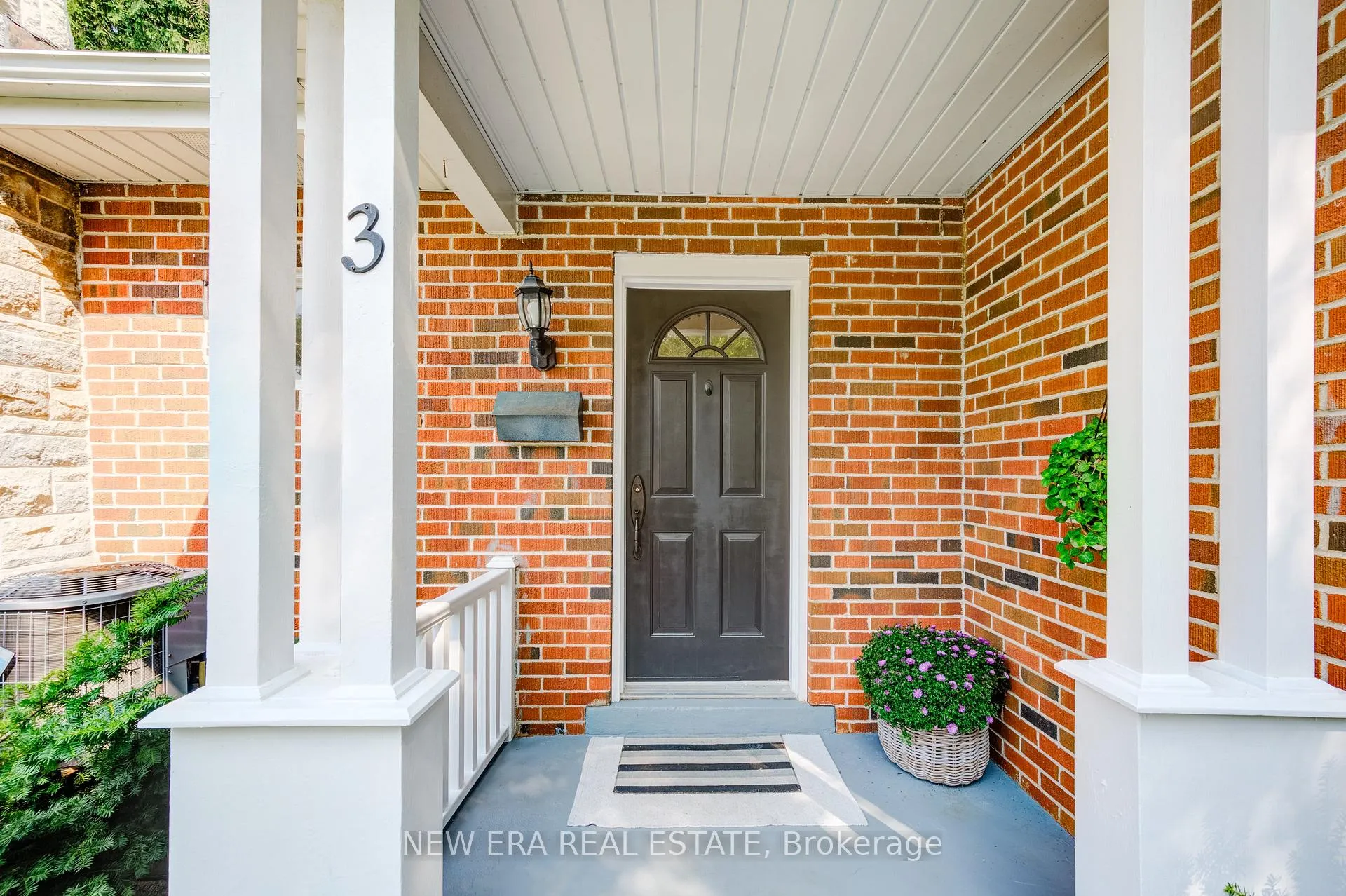 Photo 3 of 3 Fallsview Road, Hamilton, Greensville — HOMEH
