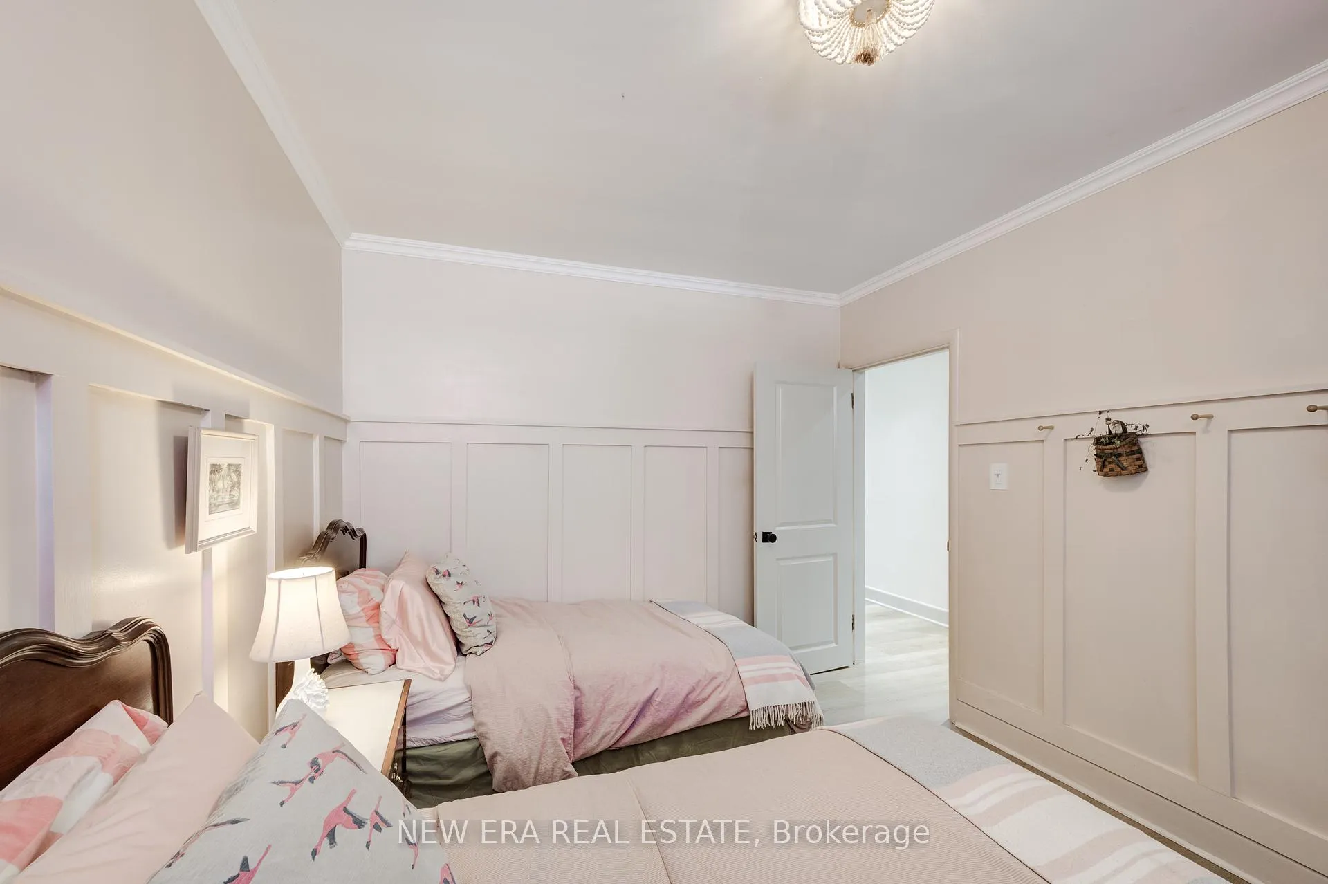 Photo 15 of 3 Fallsview Road, Hamilton, Greensville — HOMEH