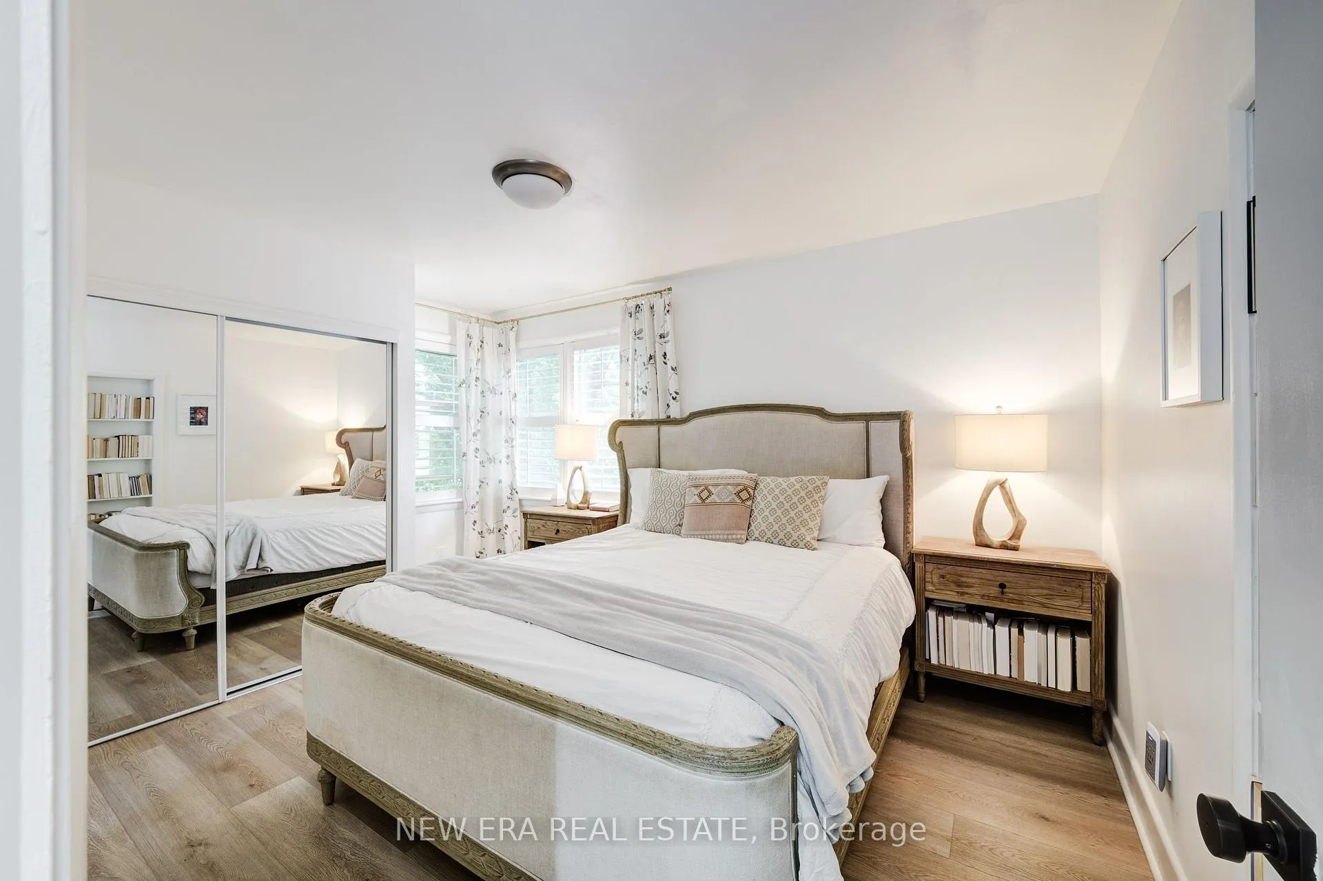 Photo 17 of 3 Fallsview Road, Hamilton, Greensville — HOMEH