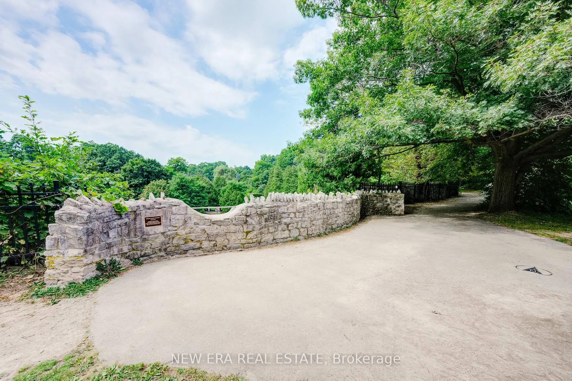 Photo 36 of 3 Fallsview Road, Hamilton, Greensville — HOMEH