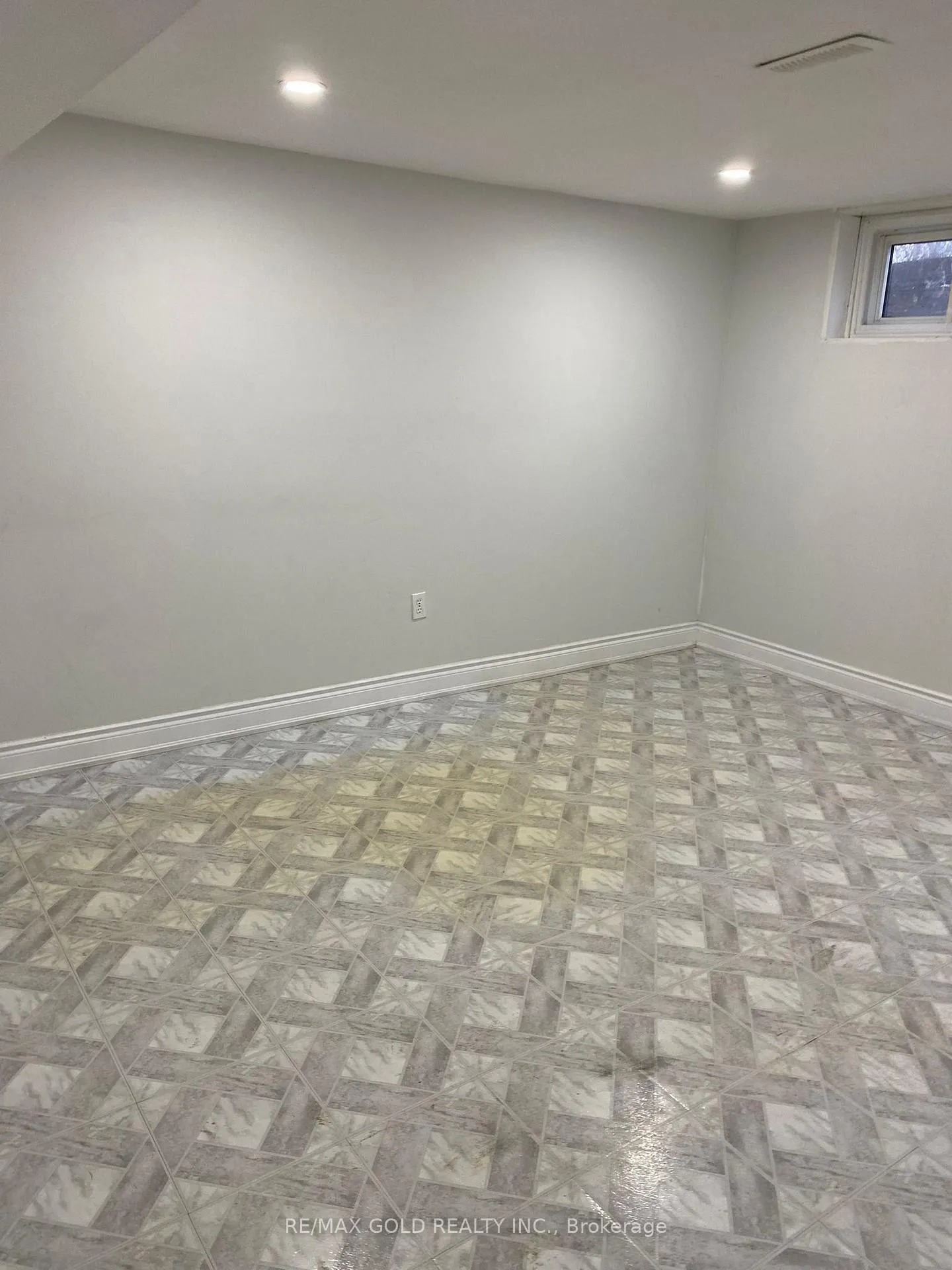 Photo 11 of 13395 Creditview Road, Caledon, Rural Caledon — HOMEH