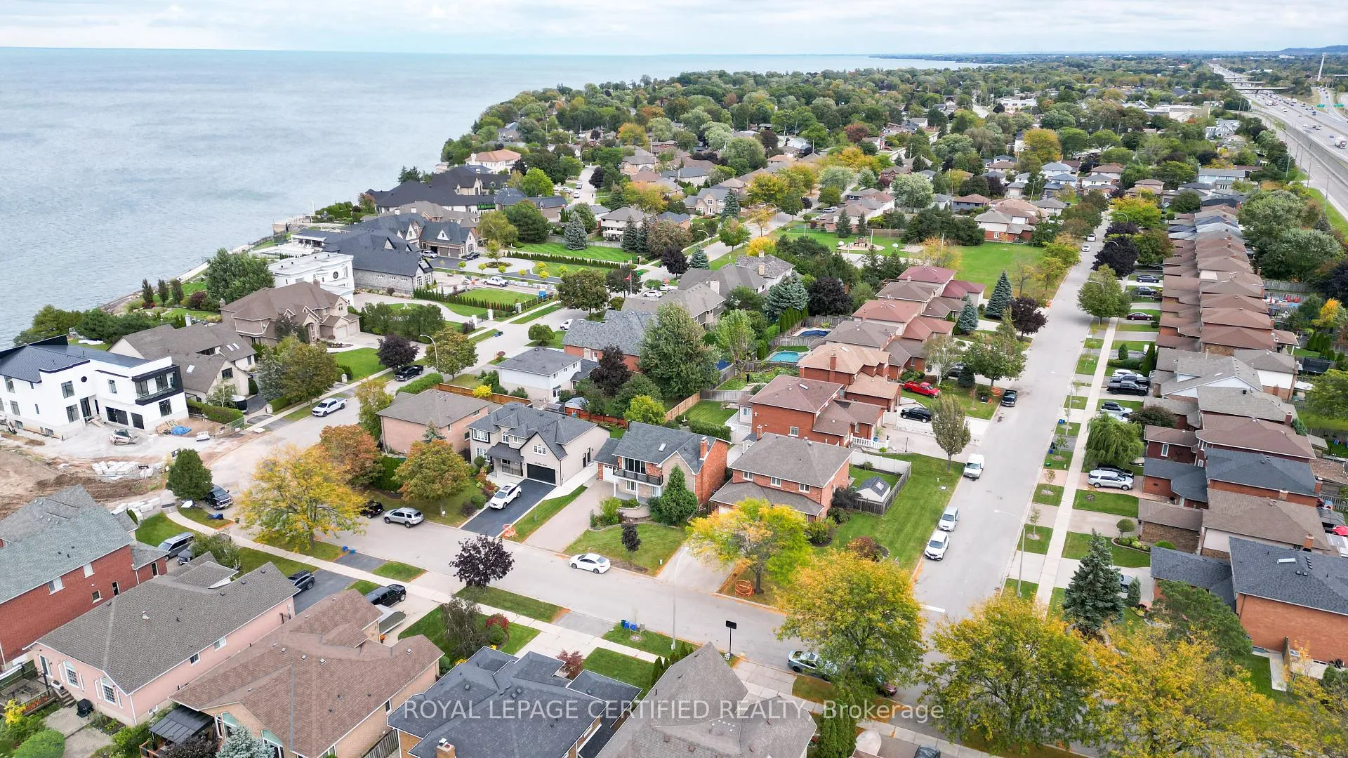 Photo 1 of 141 Olive Street, Grimsby, Grimsby Beach — HOMEH