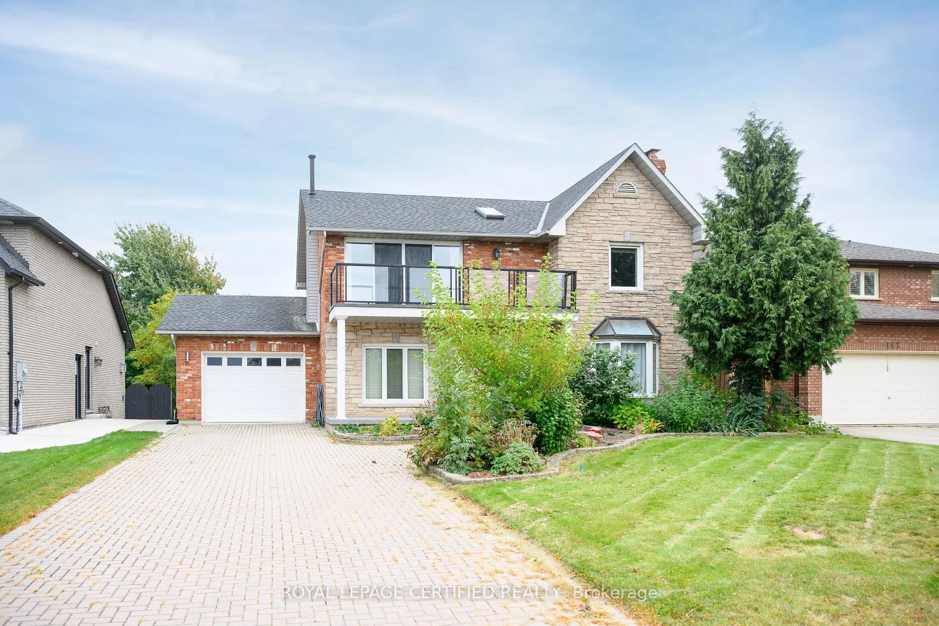 Photo 3 of 141 Olive Street, Grimsby, Grimsby Beach — HOMEH