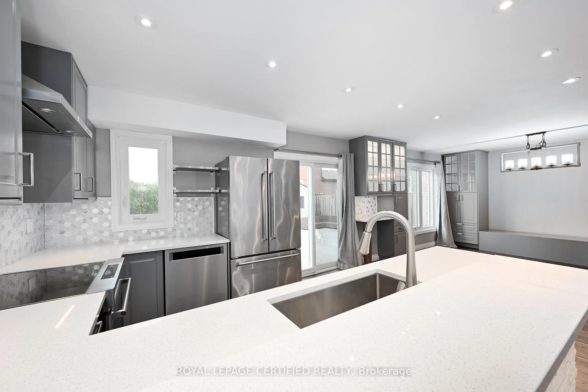 Photo 10 of 141 Olive Street, Grimsby, Grimsby Beach — HOMEH