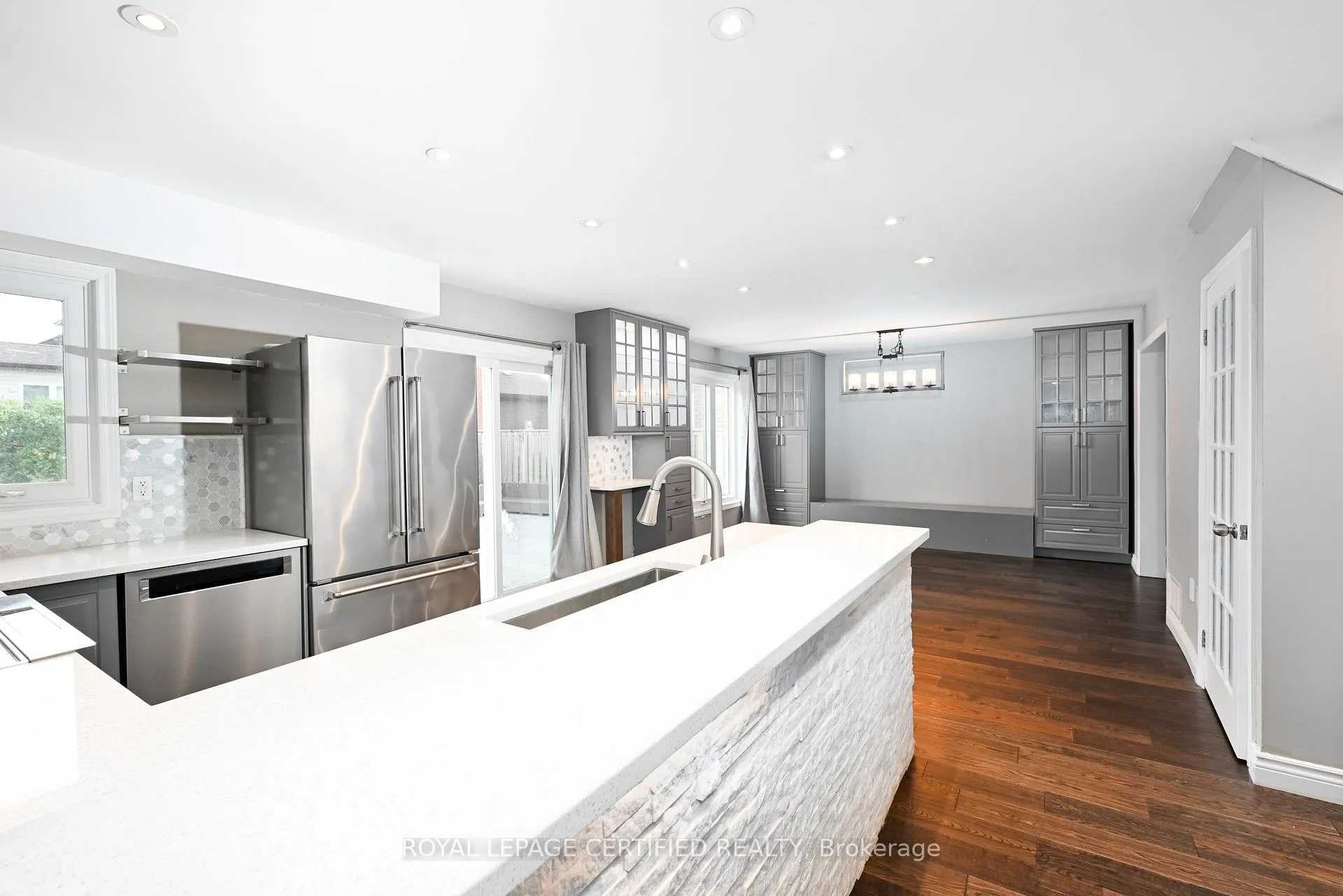 Photo 12 of 141 Olive Street, Grimsby, Grimsby Beach — HOMEH