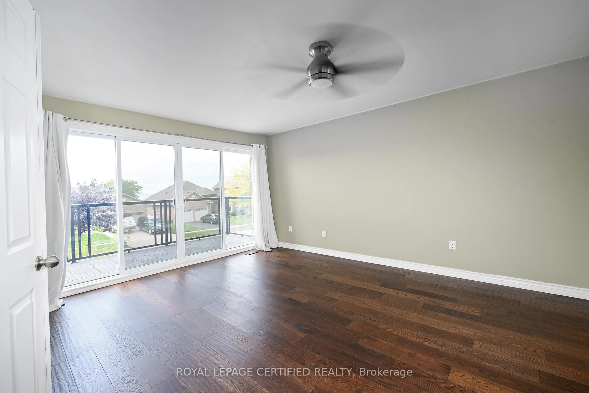 Photo 23 of 141 Olive Street, Grimsby, Grimsby Beach — HOMEH