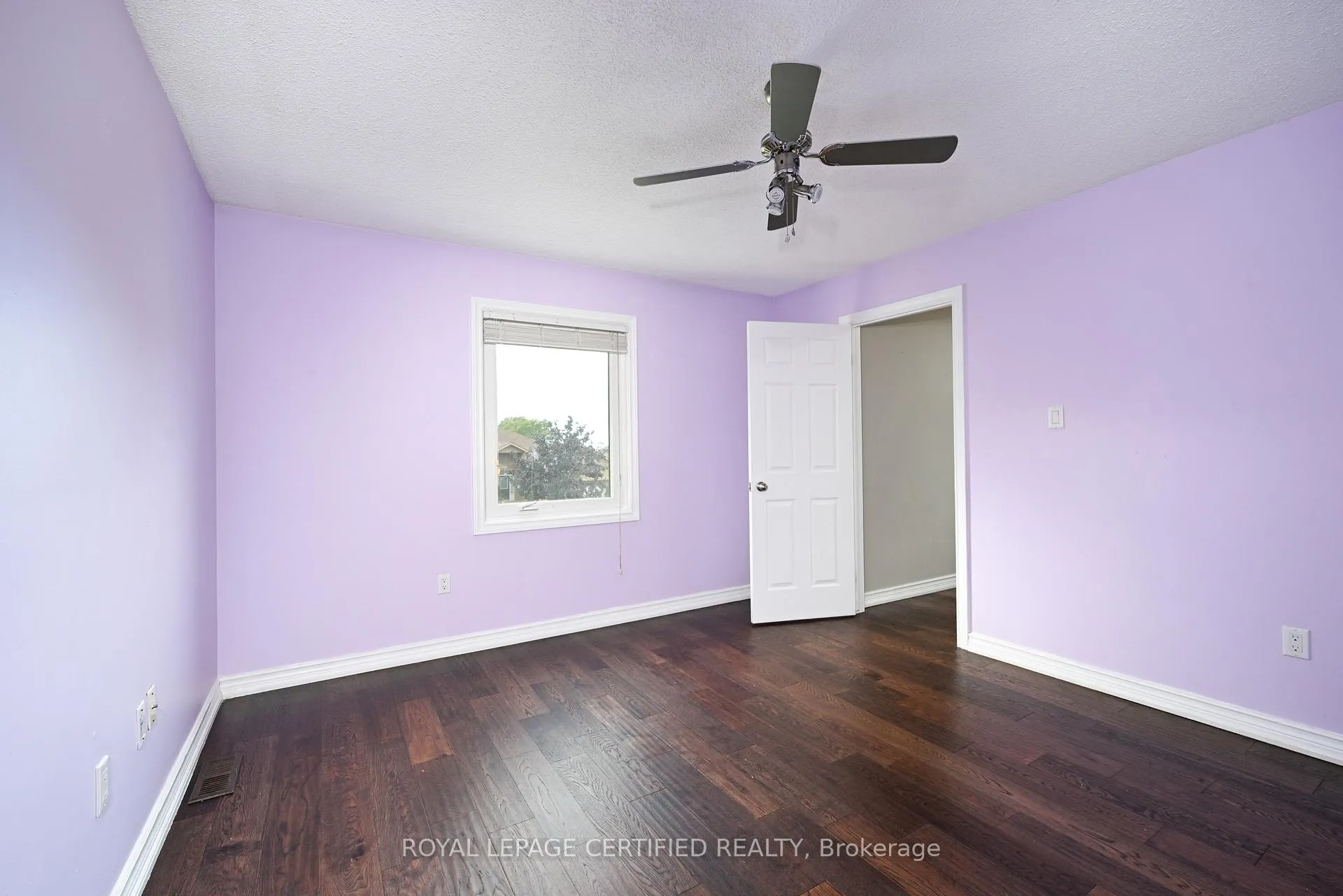 Photo 38 of 141 Olive Street, Grimsby, Grimsby Beach — HOMEH