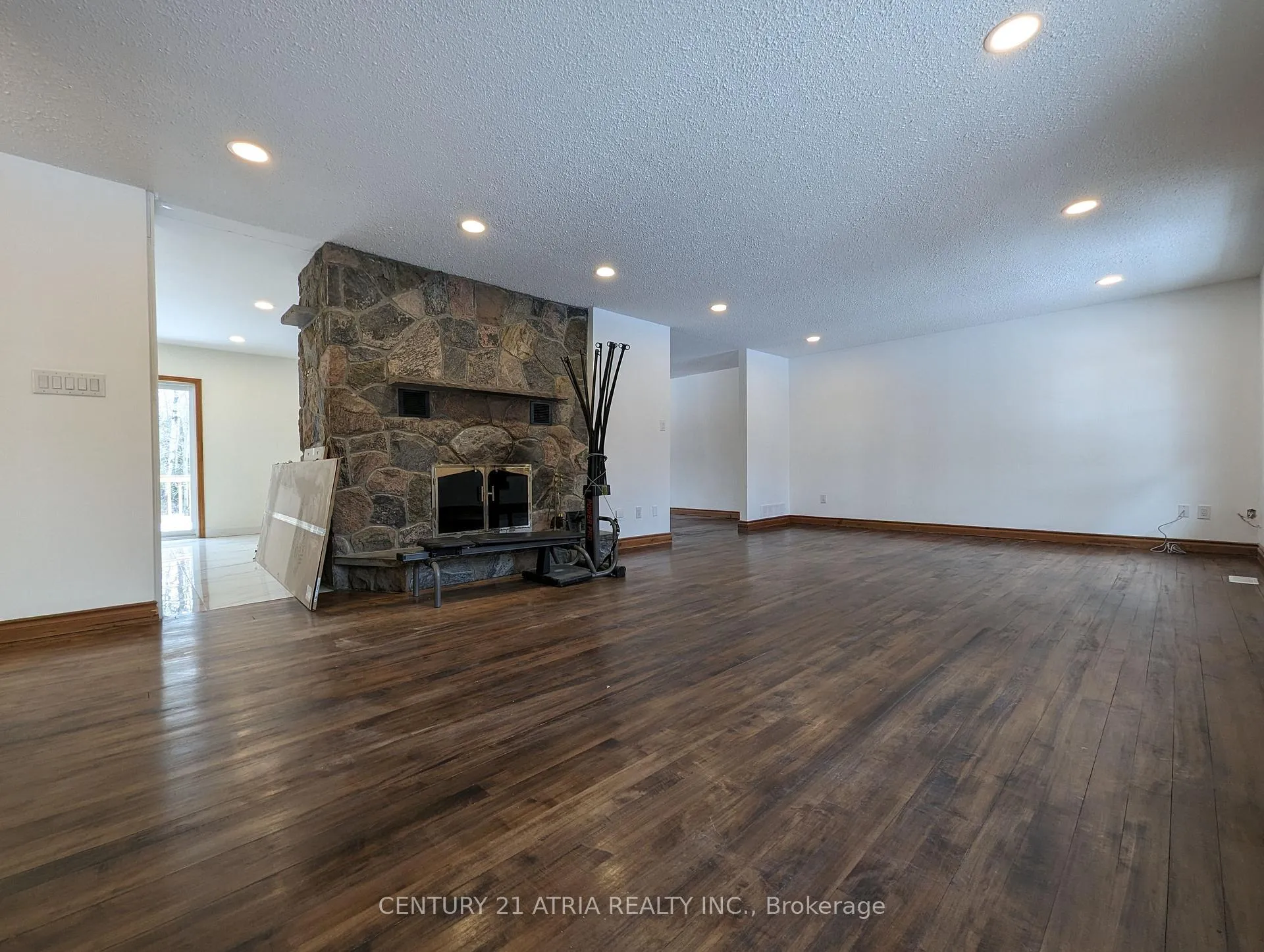 Photo 7 of Unit Upper, 448 Davis Drive, Uxbridge, Rural Uxbridge — HOMEH