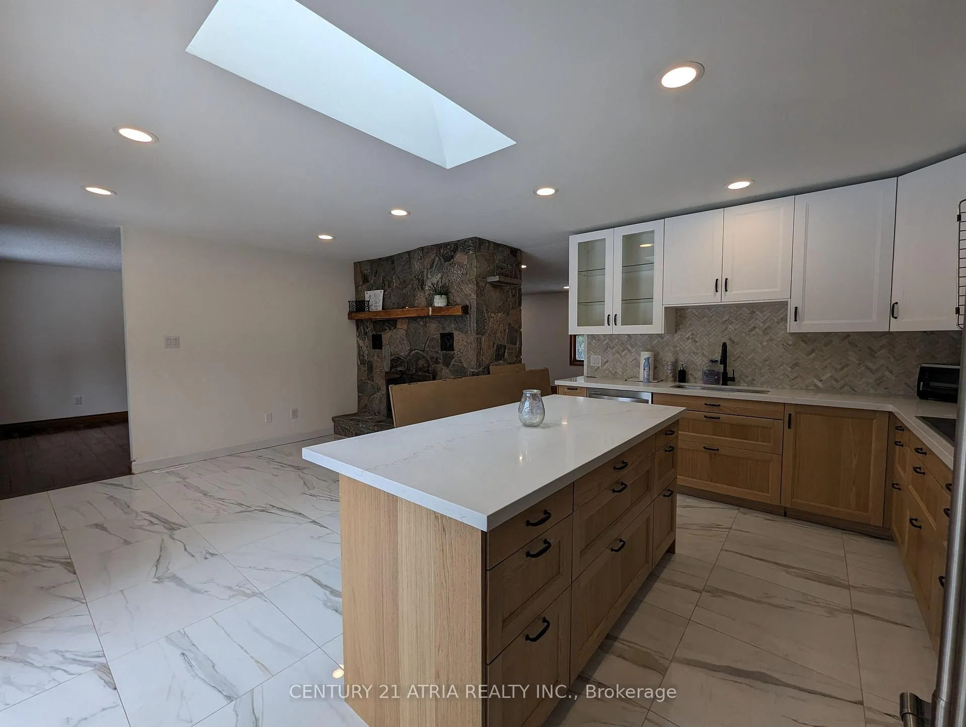 Photo 12 of Unit Upper, 448 Davis Drive, Uxbridge, Rural Uxbridge — HOMEH