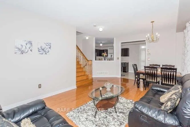 Photo 3 of Unit Upper, 4 charcoal Way, Brampton, Bram West — HOMEH