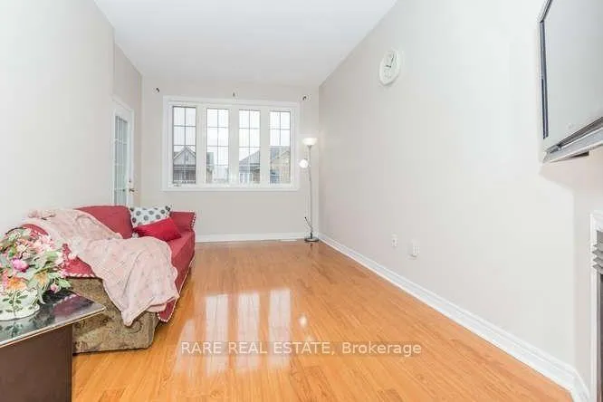 Photo 10 of Unit Upper, 4 charcoal Way, Brampton, Bram West — HOMEH