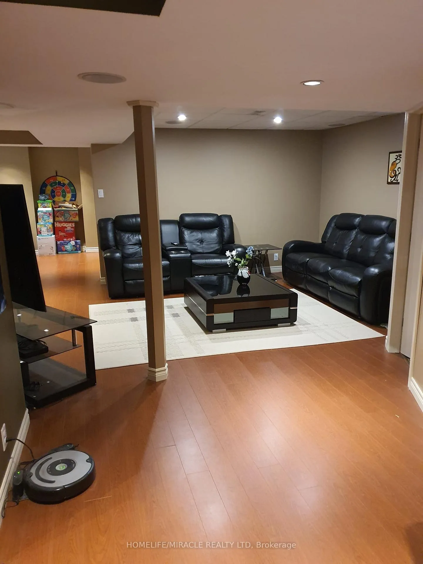 Photo 10 of 31 Summerdale Crescent, Brampton, Fletcher's Meadow — HOMEH