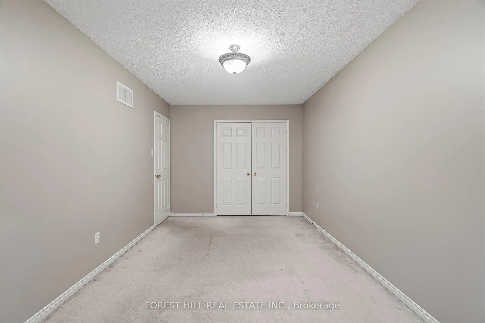 Photo 15 of 35 Timberview Drive, Vaughan, Patterson — HOMEH