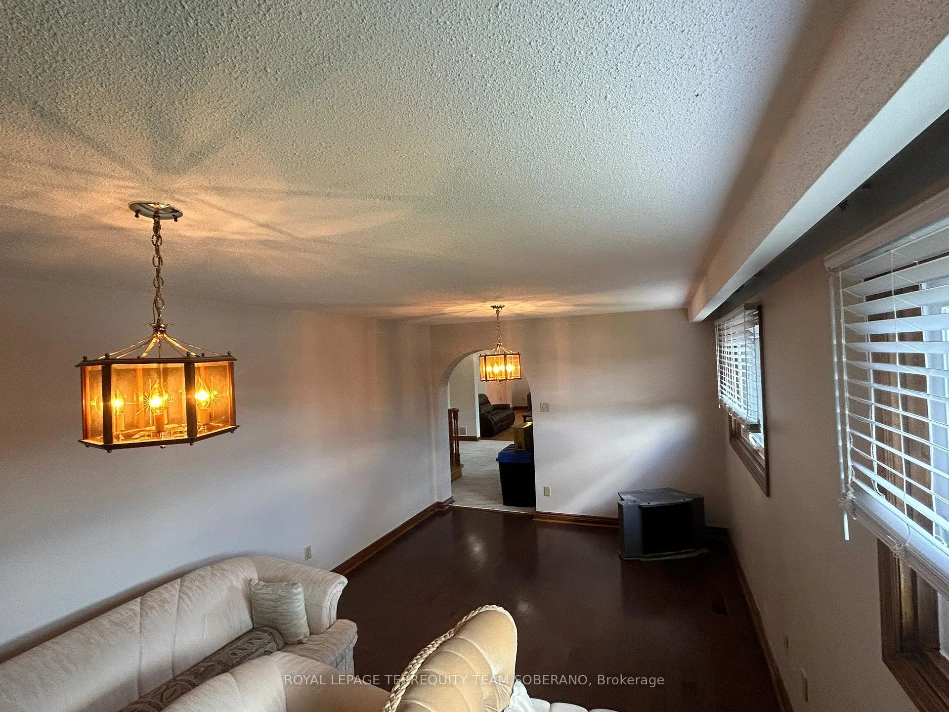 Photo 9 of Unit Upper, 10 Moonstone Place, Vaughan, West Woodbridge — HOMEH