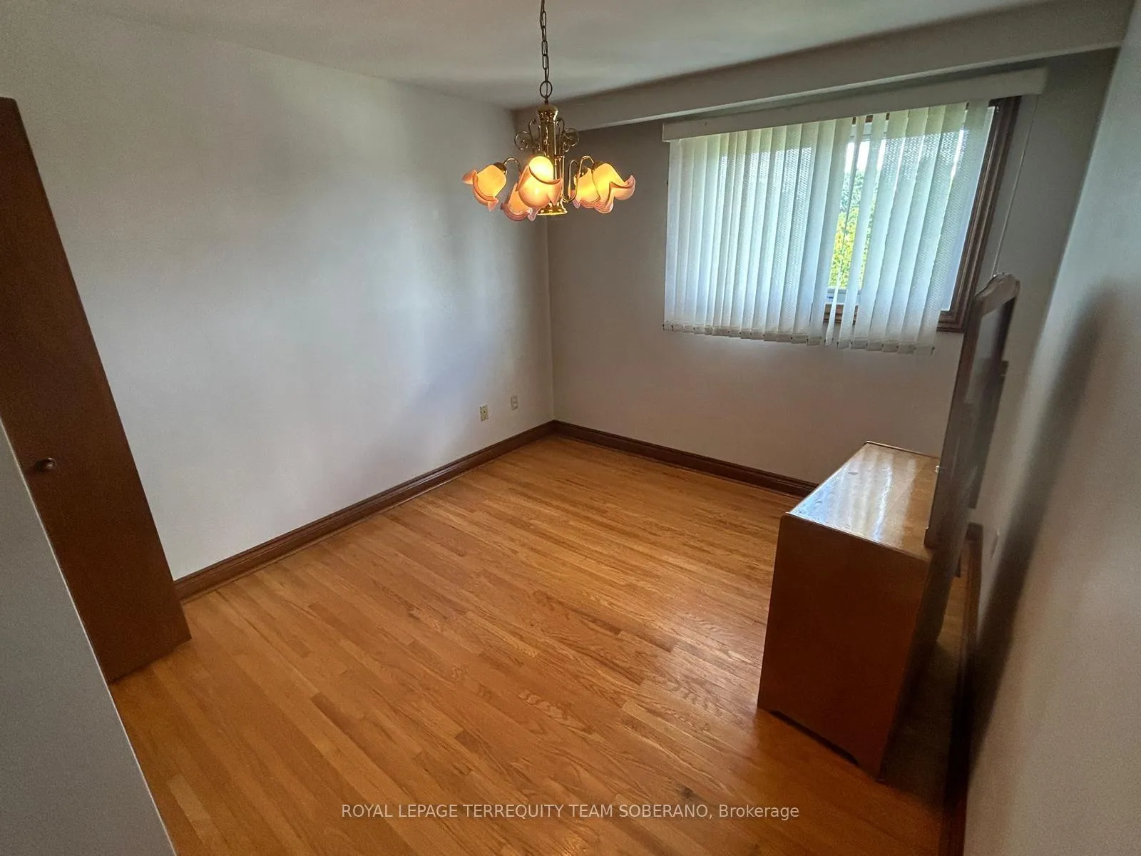 Photo 15 of Unit Upper, 10 Moonstone Place, Vaughan, West Woodbridge — HOMEH