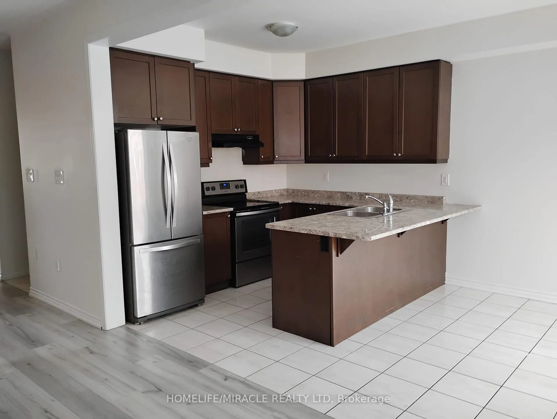 Photo 10 of Unit #Upper, 5 Ringway Road, Brampton, Northwest Brampton — HOMEH