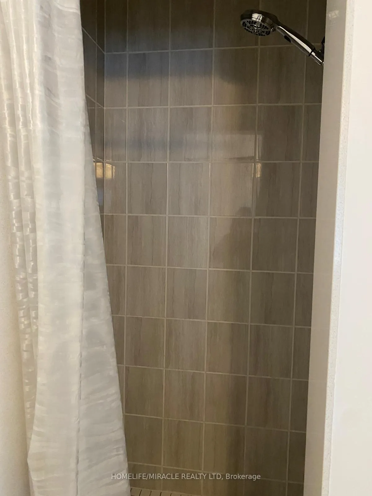 Photo 23 of Unit #Upper, 5 Ringway Road, Brampton, Northwest Brampton — HOMEH