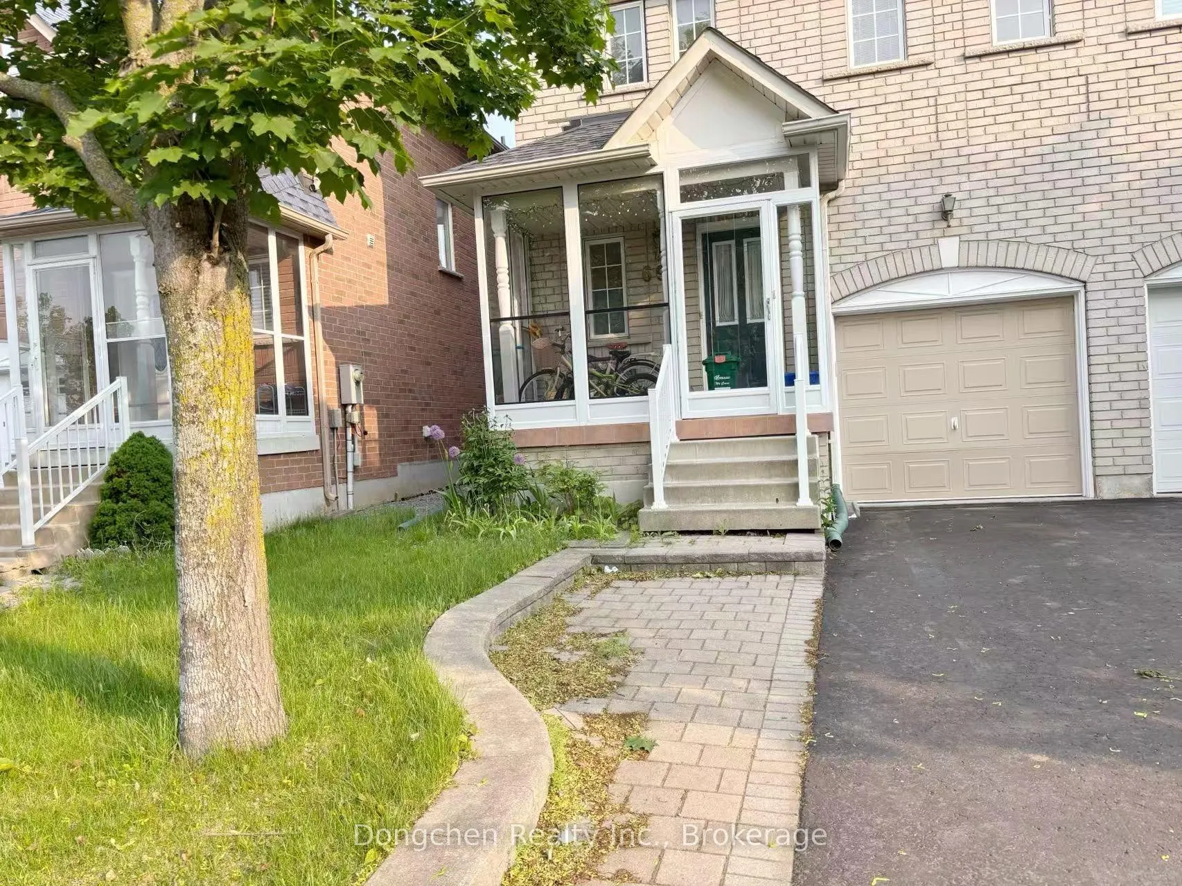 Photo 2 of 699 Caboto Trail, Markham, Village Green-South Unionville — HOMEH
