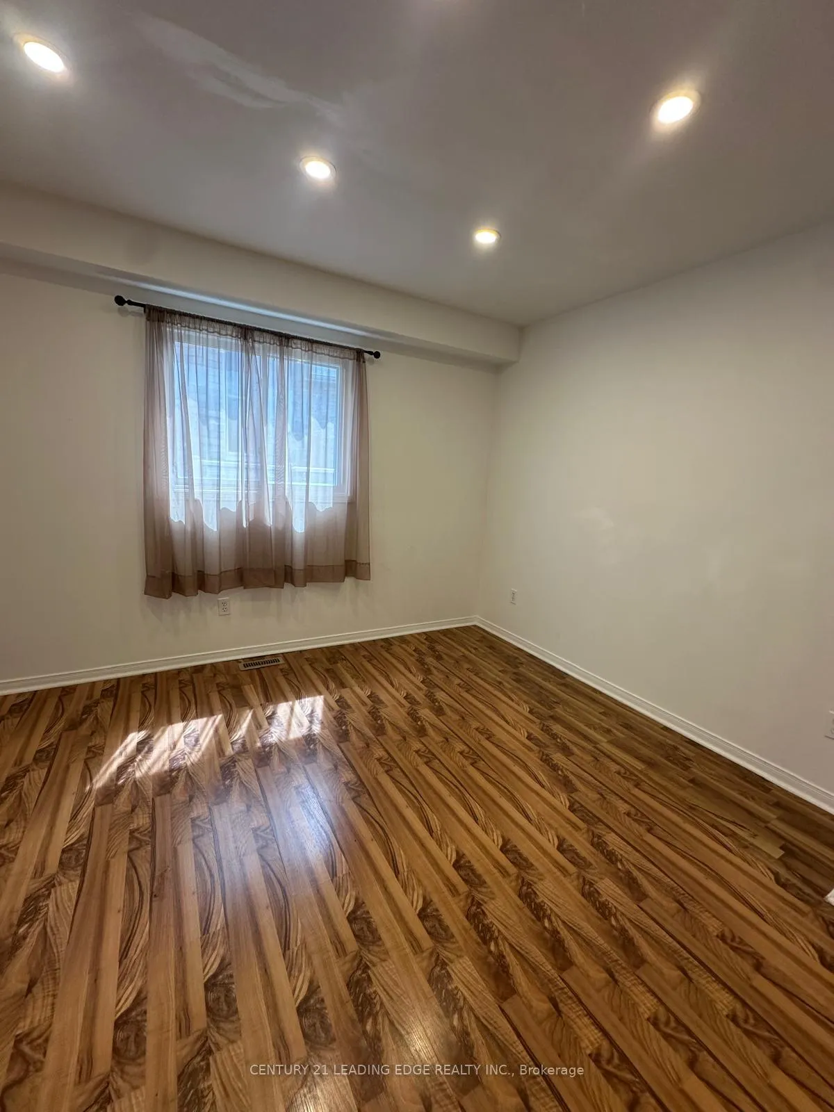 Photo 3 of Unit Main, 1506 Reesor Court, Pickering, Brock Ridge — HOMEH
