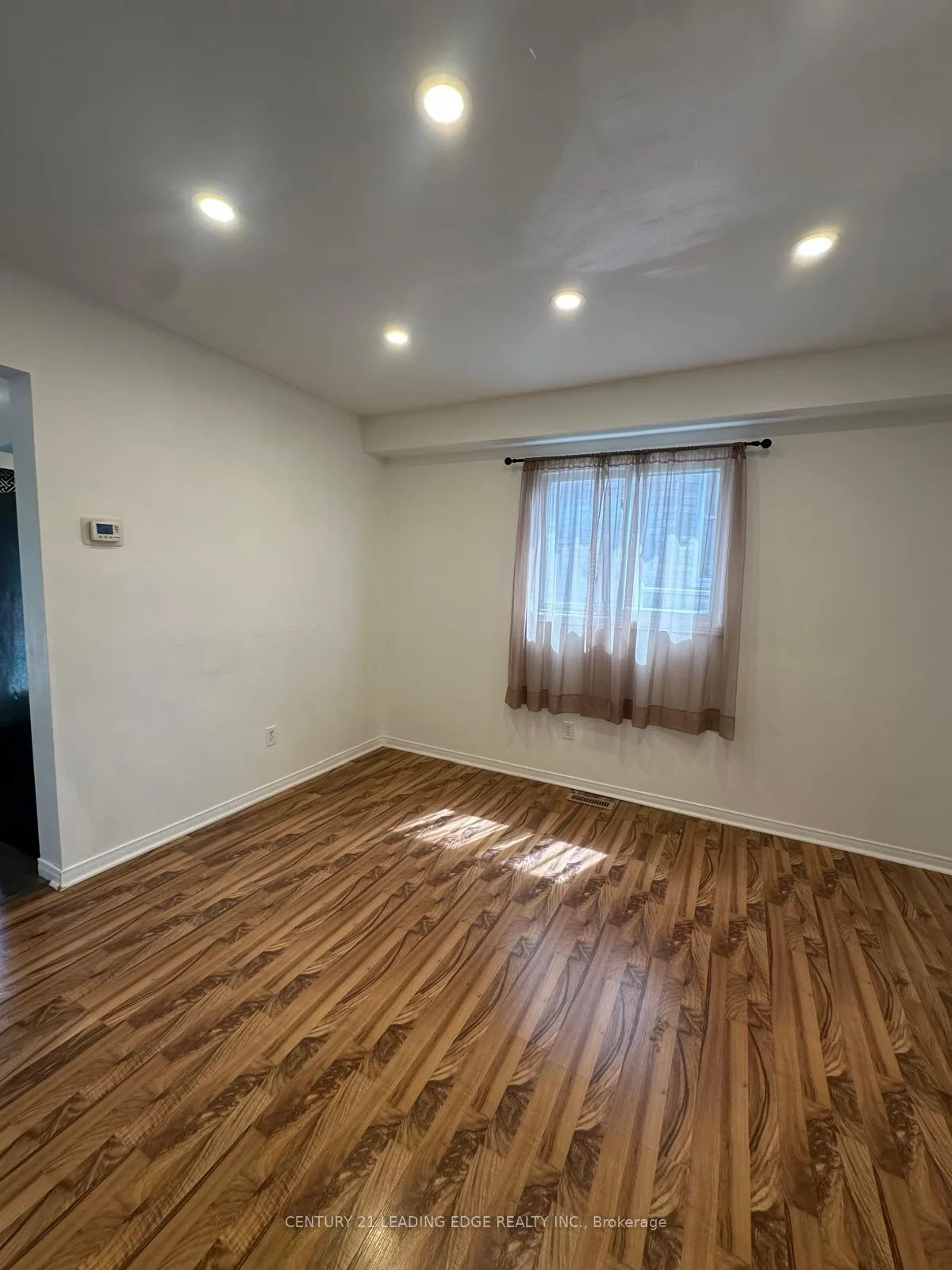 Photo 4 of Unit Main, 1506 Reesor Court, Pickering, Brock Ridge — HOMEH