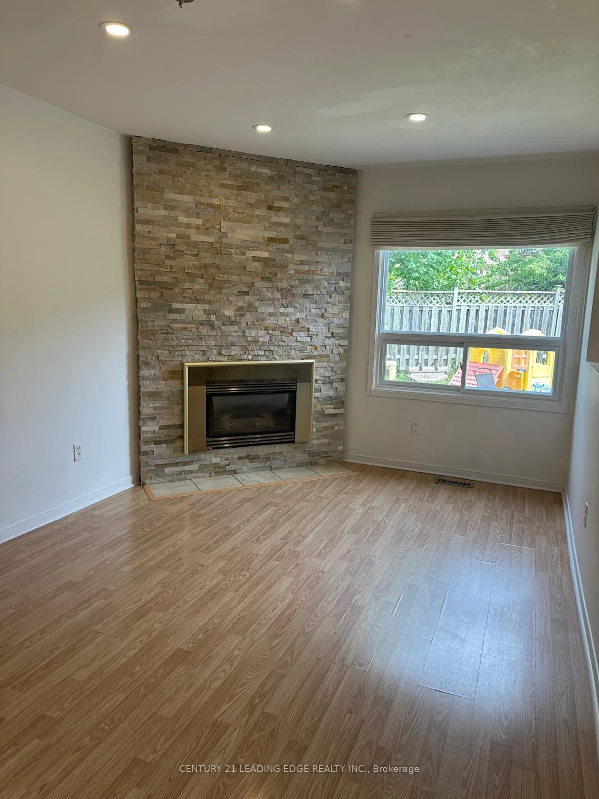 Photo 10 of Unit Main, 1506 Reesor Court, Pickering, Brock Ridge — HOMEH