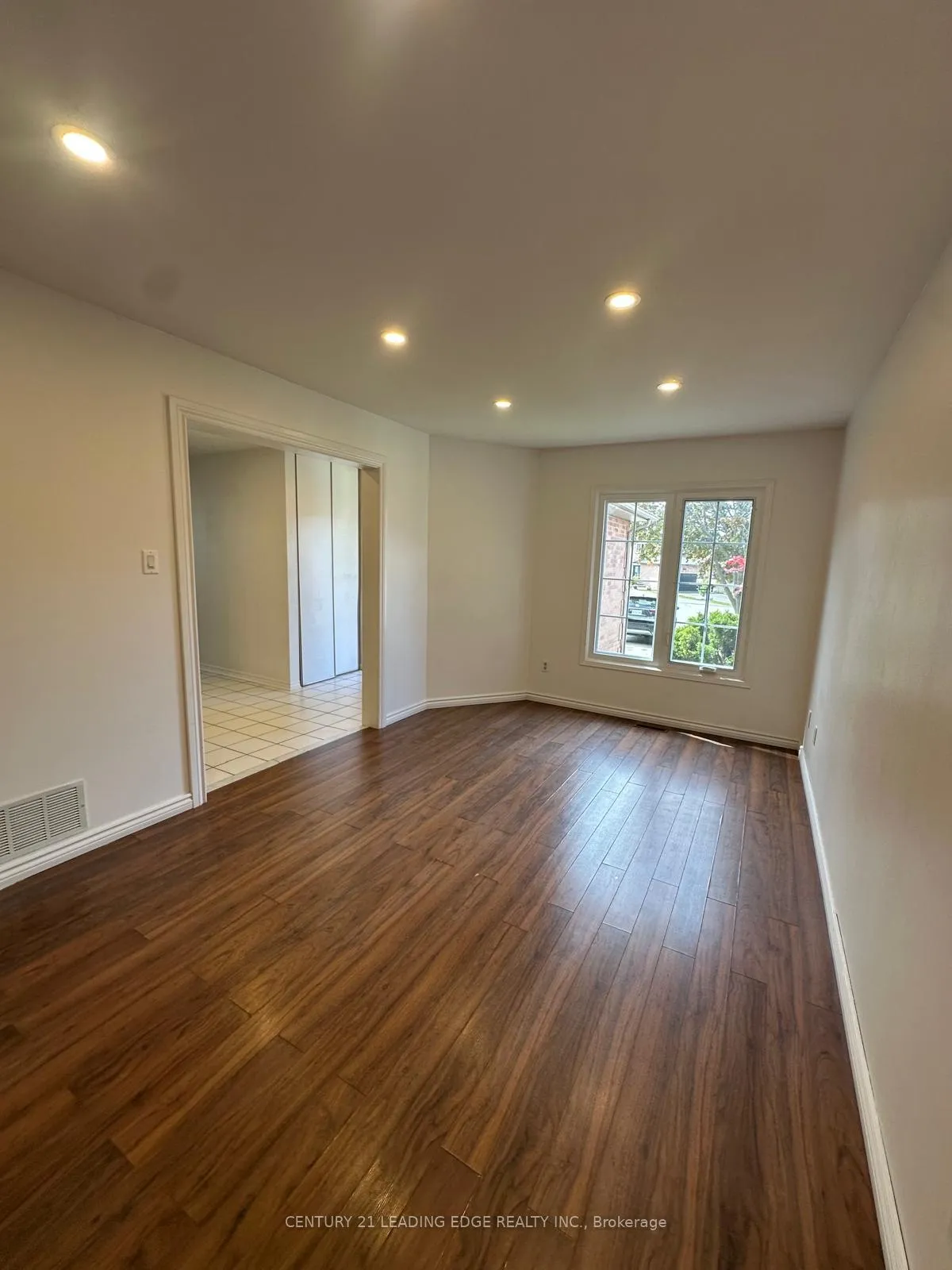 Photo 15 of Unit Main, 1506 Reesor Court, Pickering, Brock Ridge — HOMEH