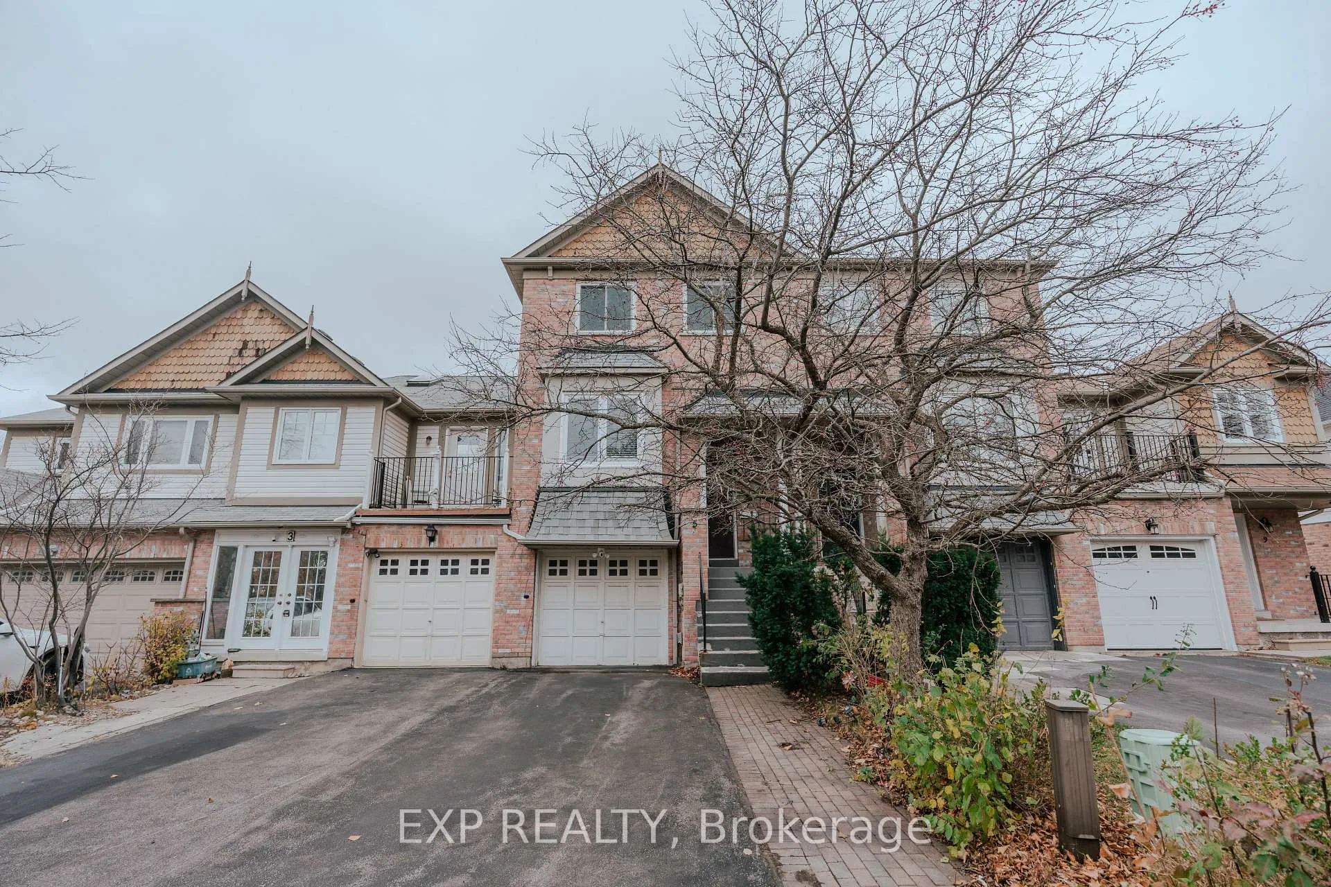 Photo 1 of 5 Schouten Crescent, Markham, Vinegar Hill — HOMEH