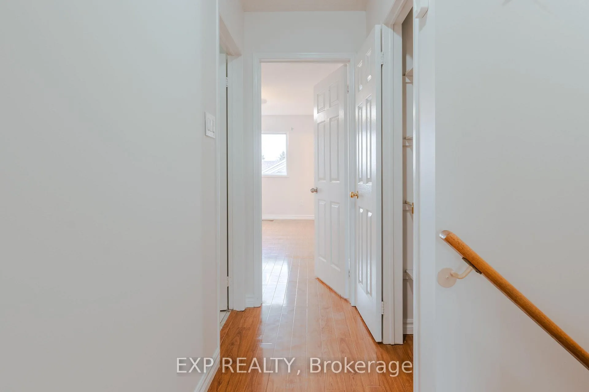 Photo 13 of 5 Schouten Crescent, Markham, Vinegar Hill — HOMEH