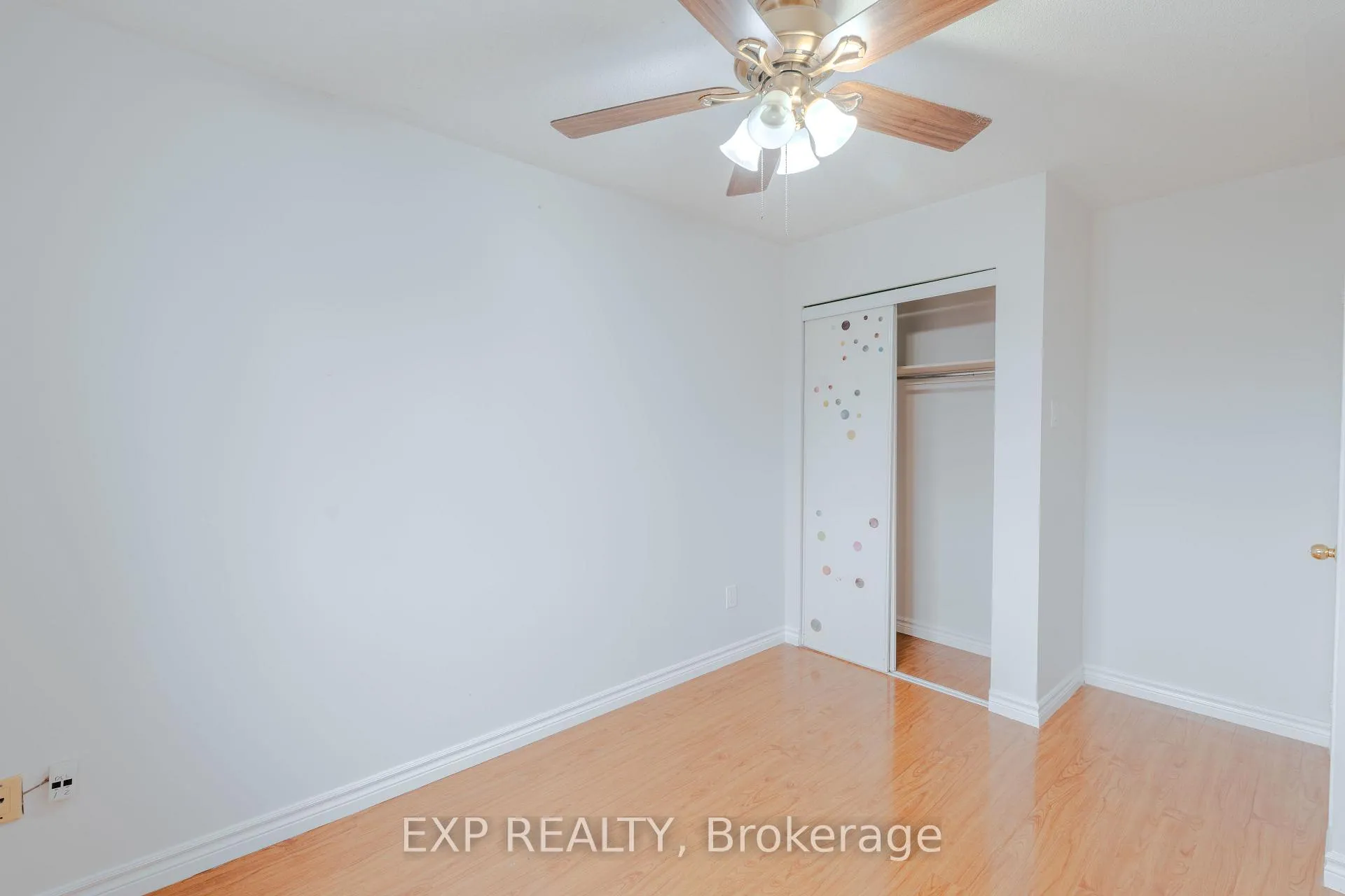 Photo 21 of 5 Schouten Crescent, Markham, Vinegar Hill — HOMEH
