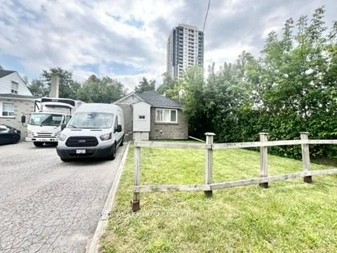Photo 5 of 9 Meadowview Avenue, Markham, Grandview — HOMEH