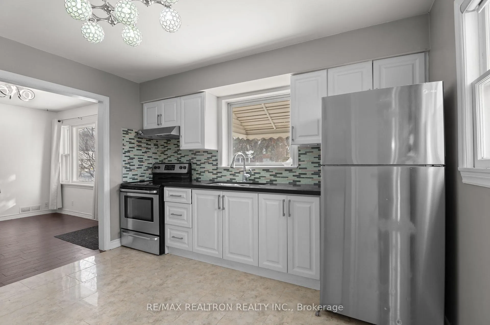 Photo 9 of Unit Main, 316 Pacific Avenue, Oshawa, Vanier — HOMEH