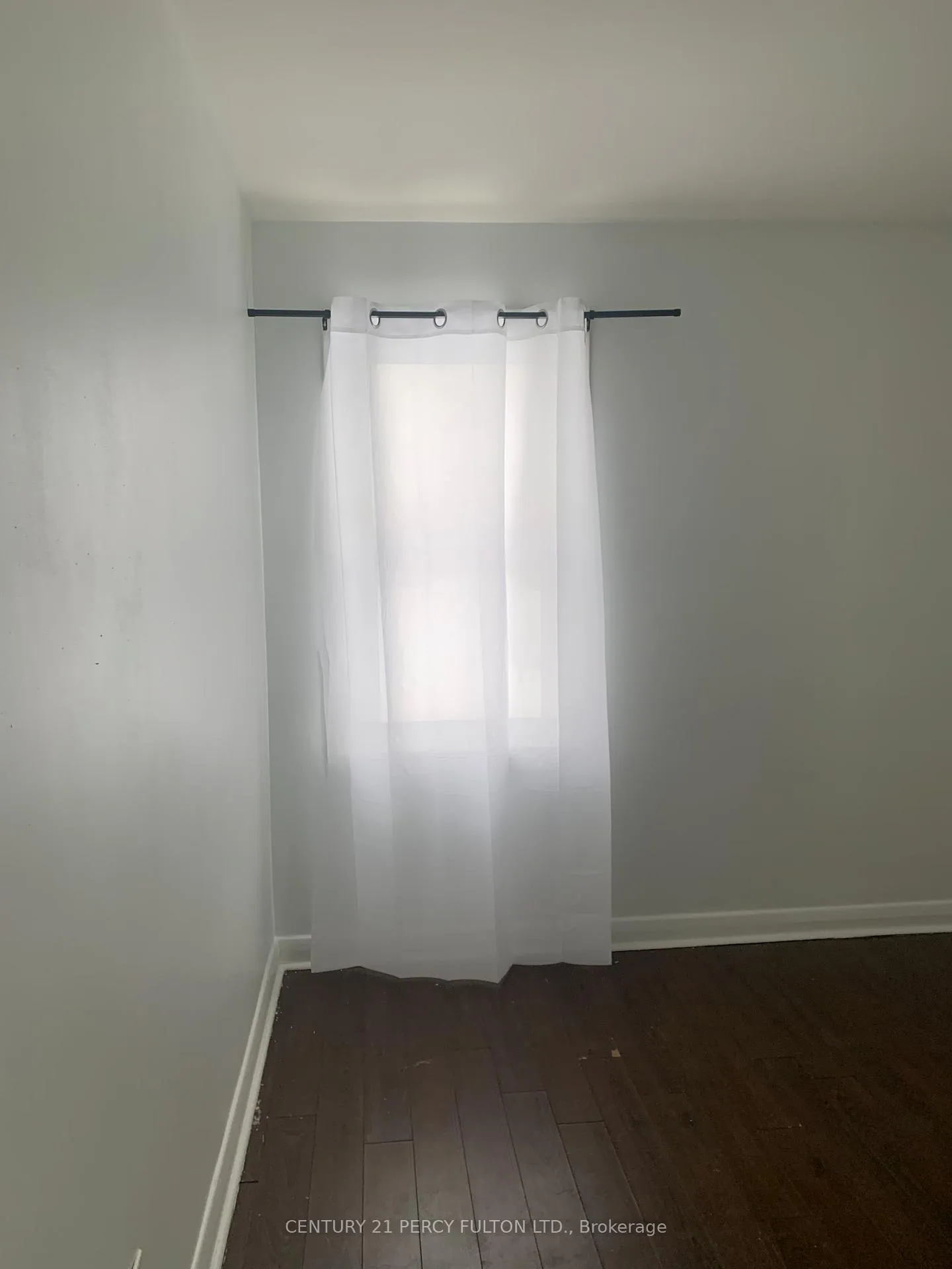 Photo 8 of Unit Main, 58 Eastlawn Street, Oshawa, Donevan — HOMEH