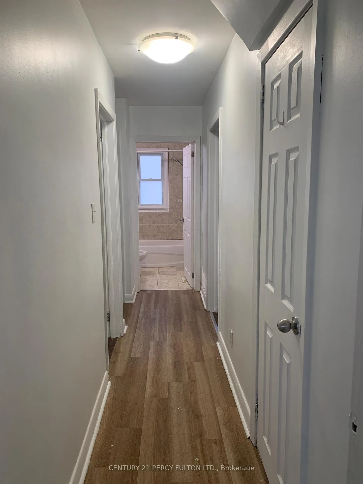 Photo 16 of Unit Main, 58 Eastlawn Street, Oshawa, Donevan — HOMEH
