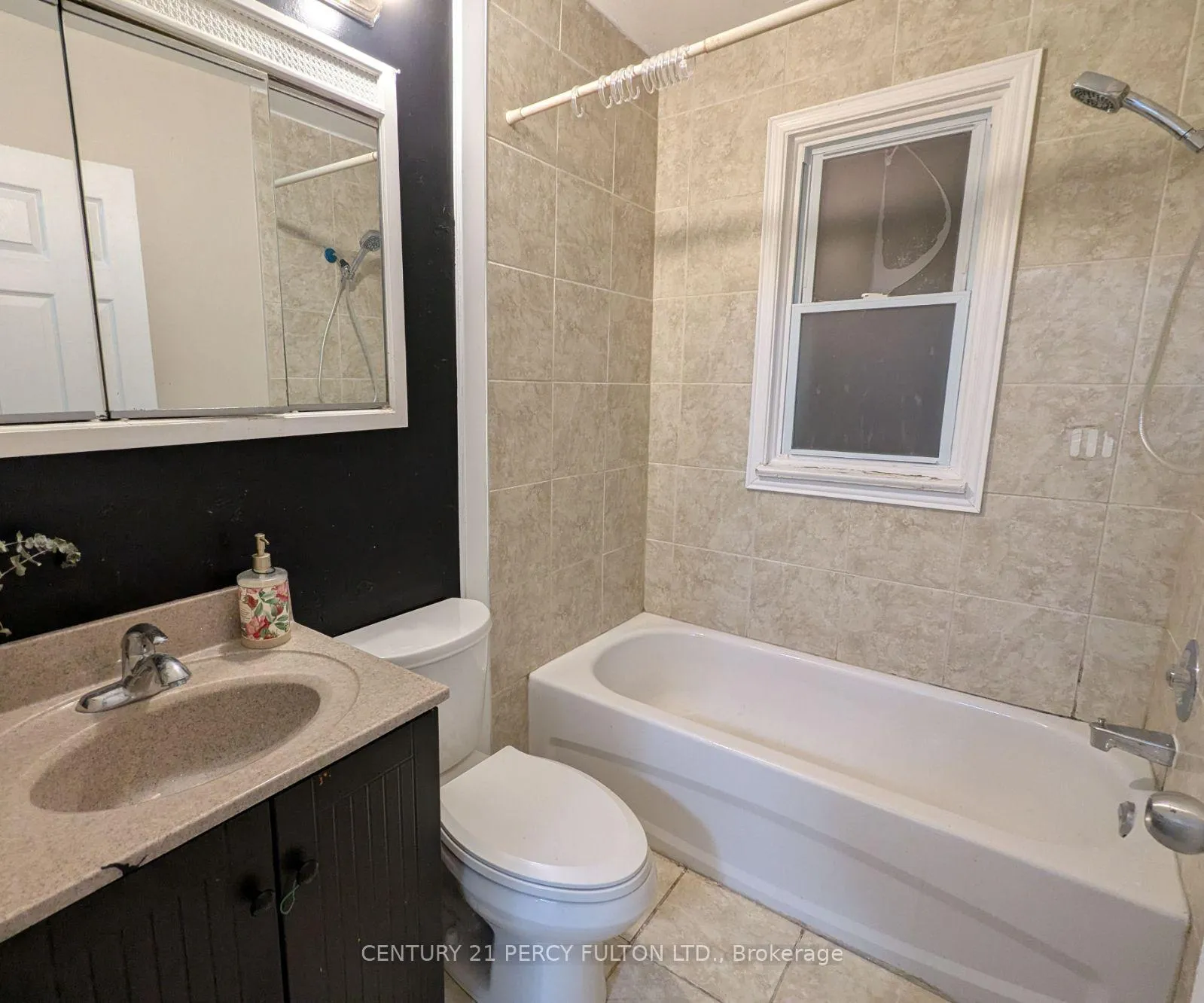 Photo 17 of Unit Main, 58 Eastlawn Street, Oshawa, Donevan — HOMEH