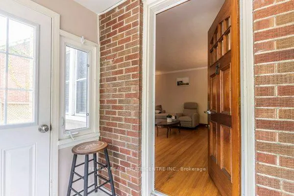 Photo 4 of 123 Krug Street, Kitchener — HOMEH