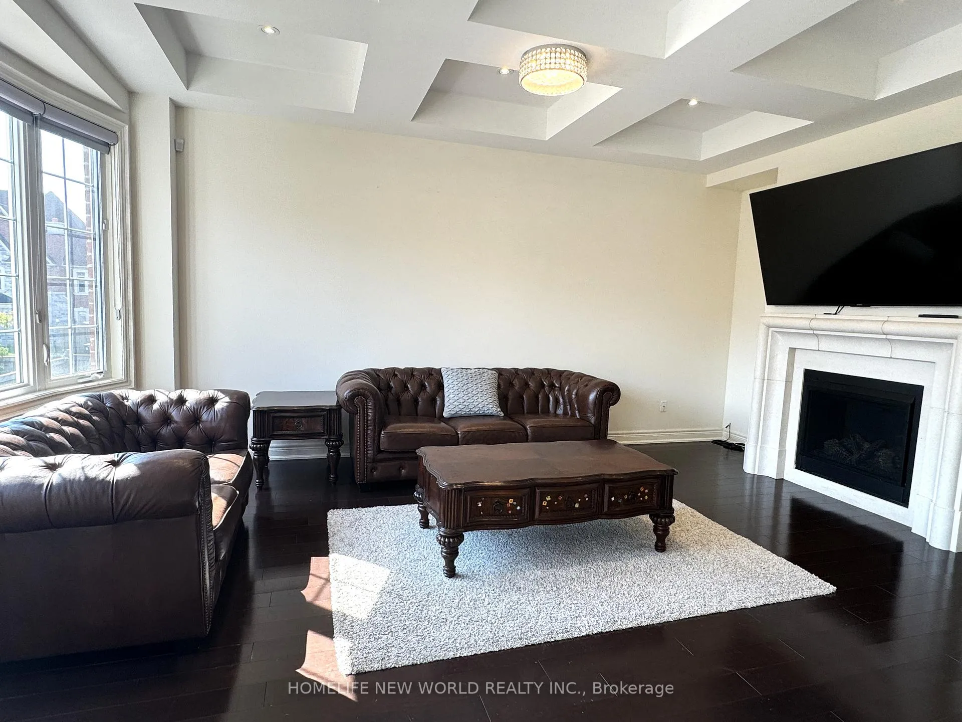 Photo 11 of 145 Fitzmaurice Drive, Vaughan, Maple — HOMEH