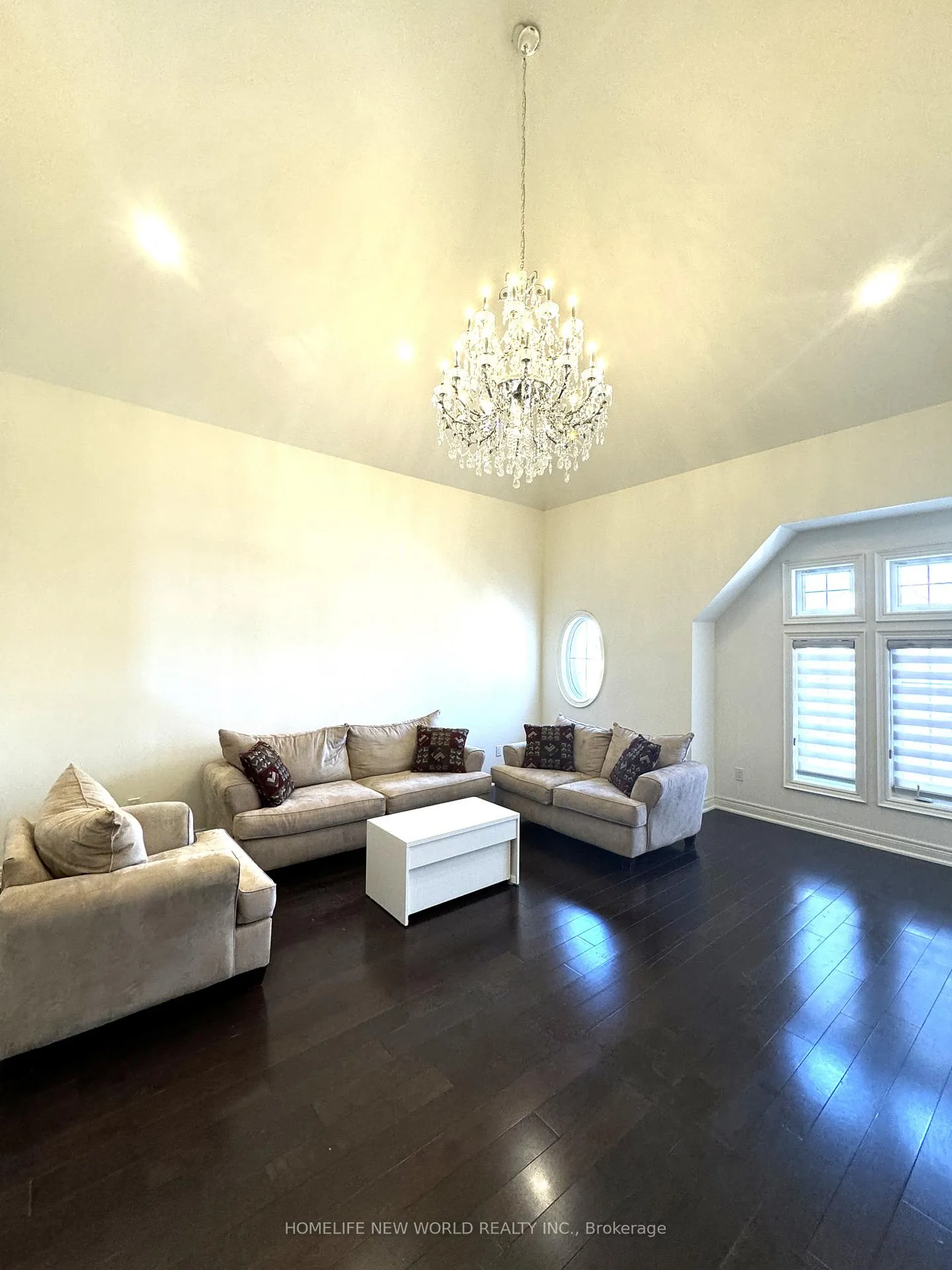 Photo 22 of 145 Fitzmaurice Drive, Vaughan, Maple — HOMEH