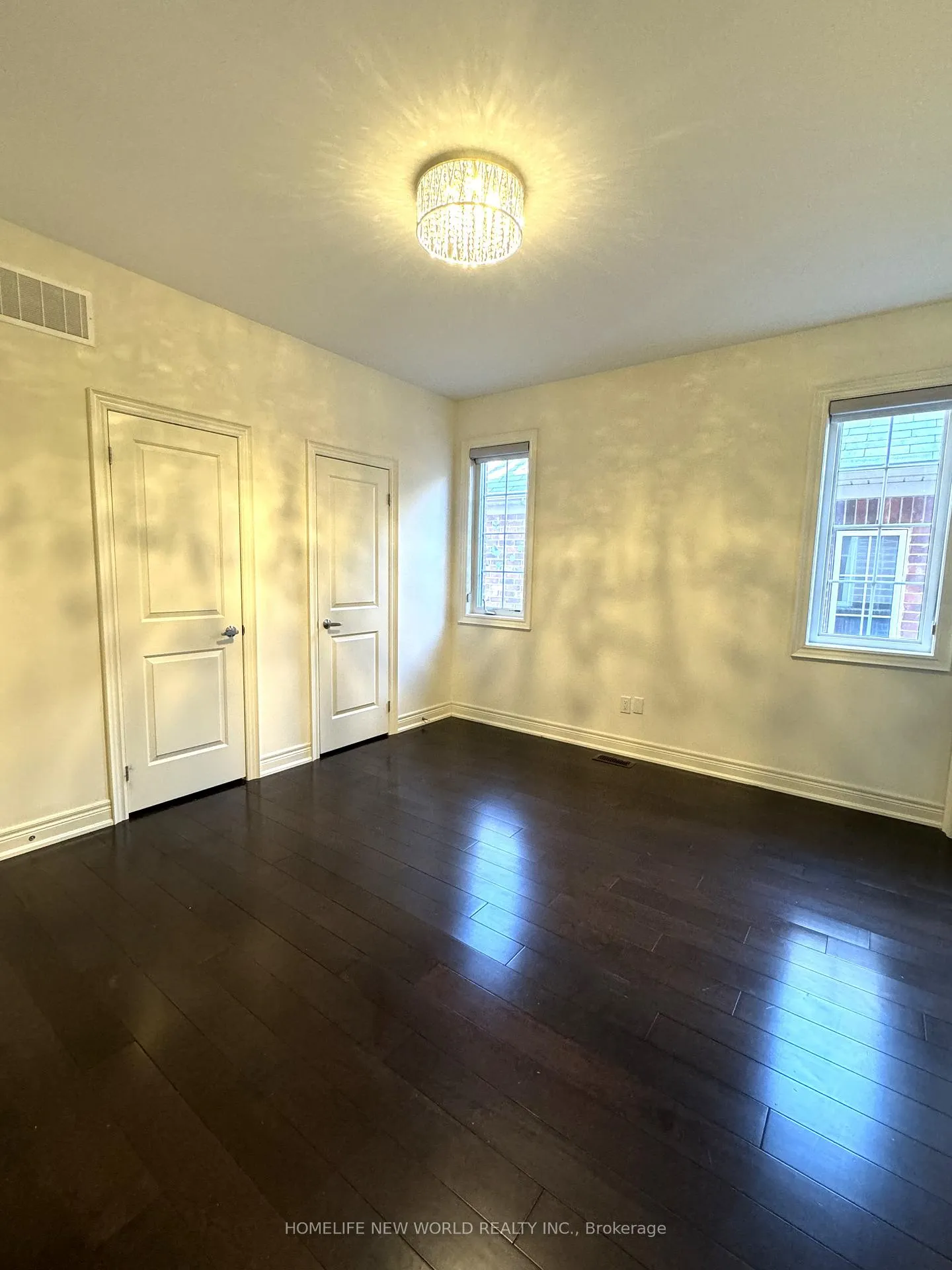 Photo 23 of 145 Fitzmaurice Drive, Vaughan, Maple — HOMEH