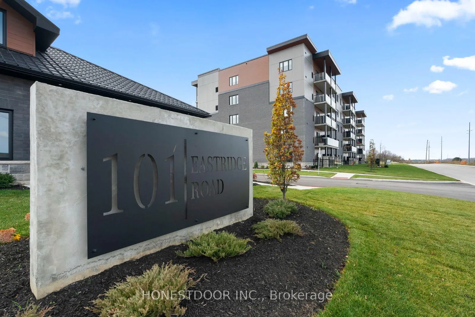 Photo 8 of 101 Eastridge Road, Brockton — HOMEH