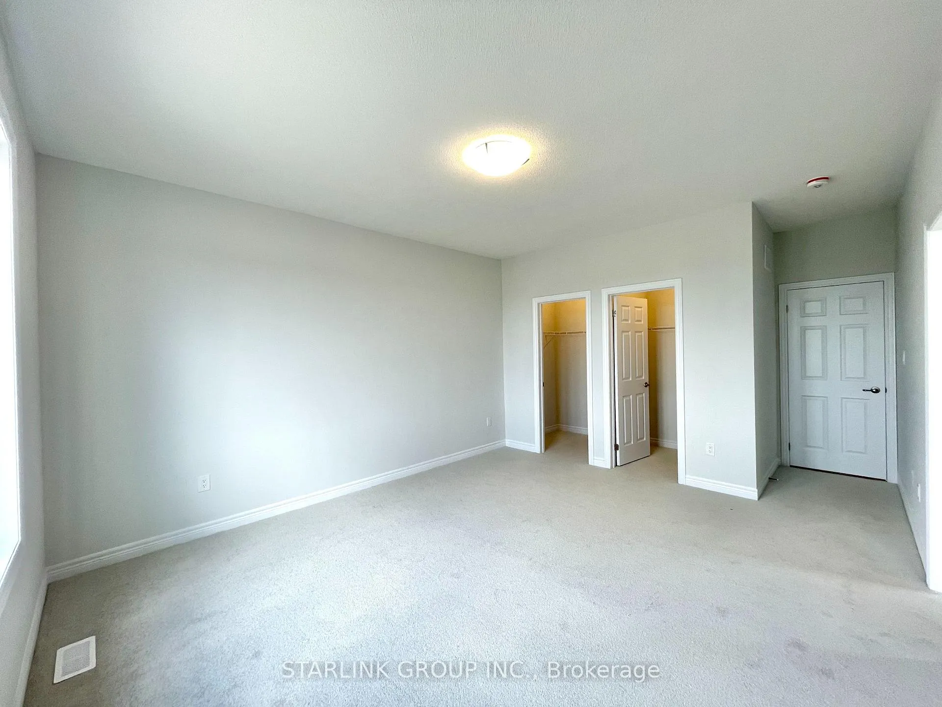 Photo 11 of 194 Mumbai Drive, Markham, Middlefield — HOMEH